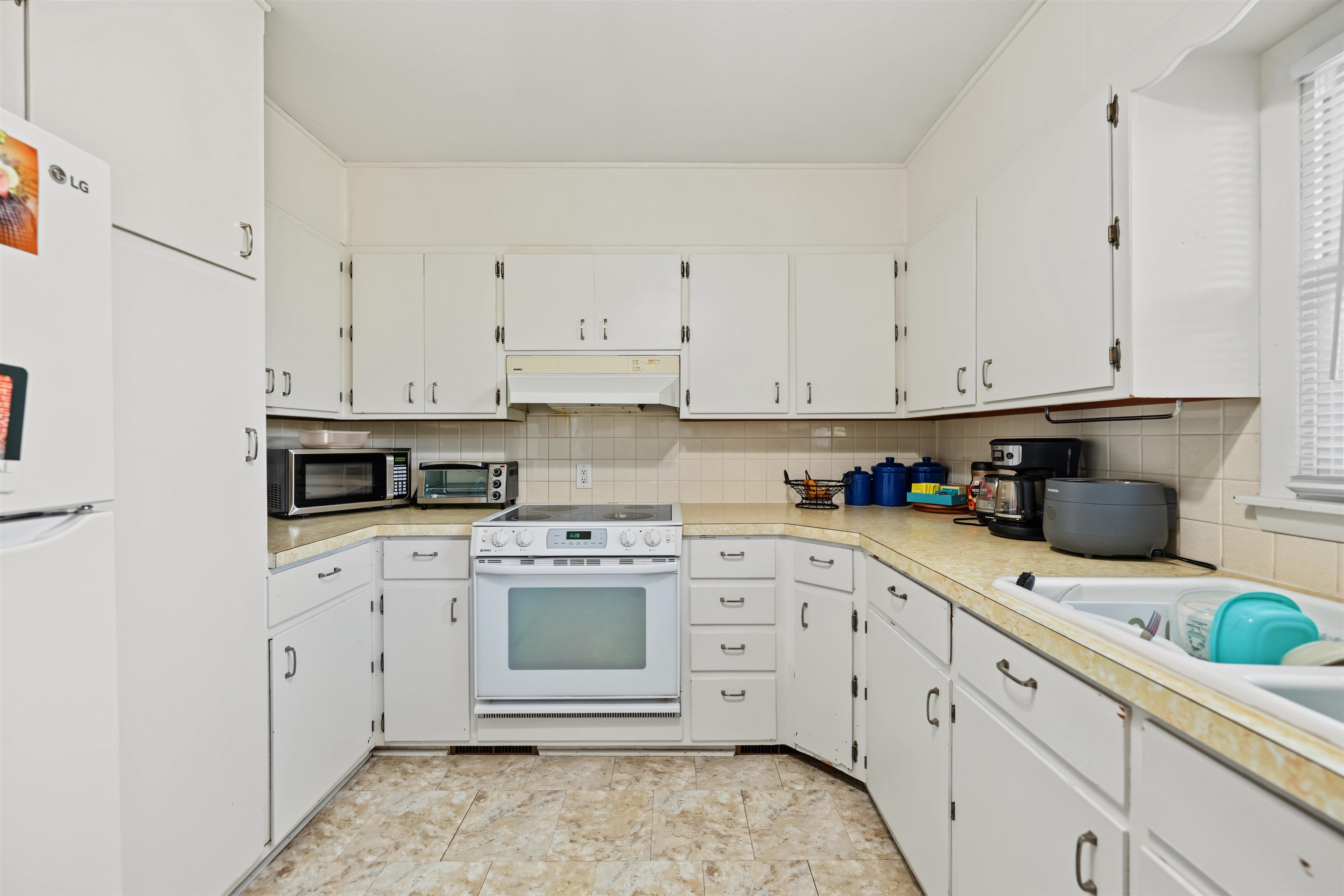 2181 Kensington Rd Property Photo 9