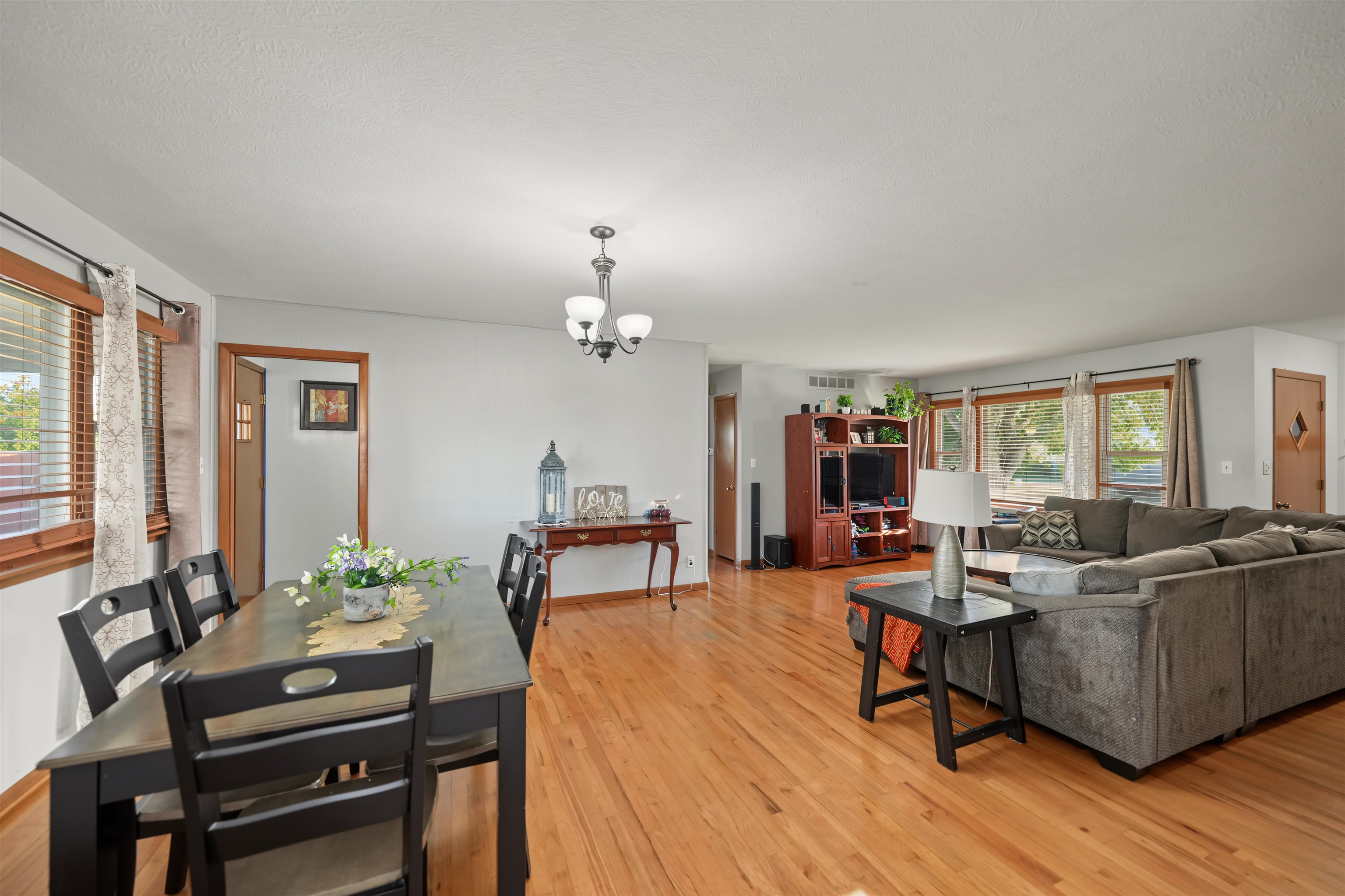 2181 Kensington Rd Property Photo 11