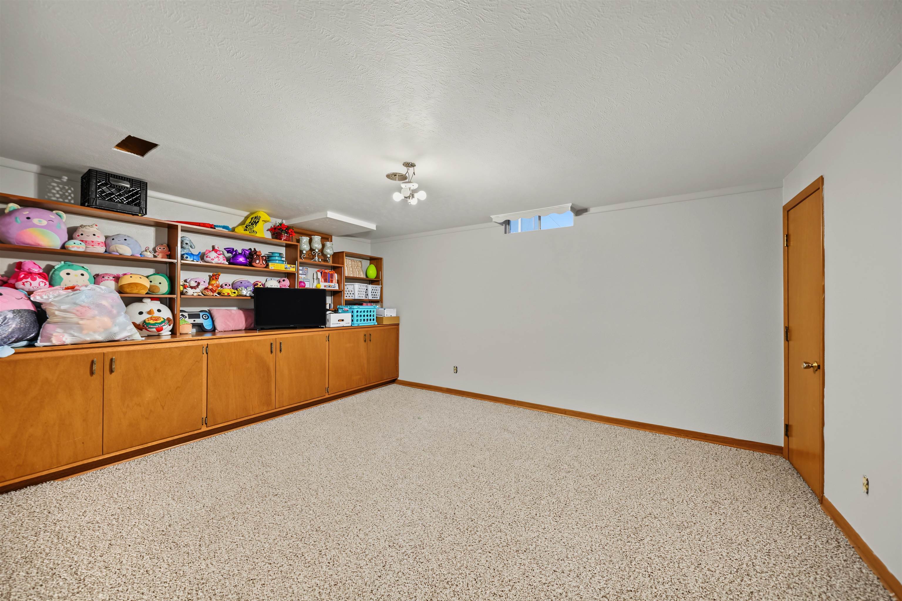 2181 Kensington Rd Property Photo 18