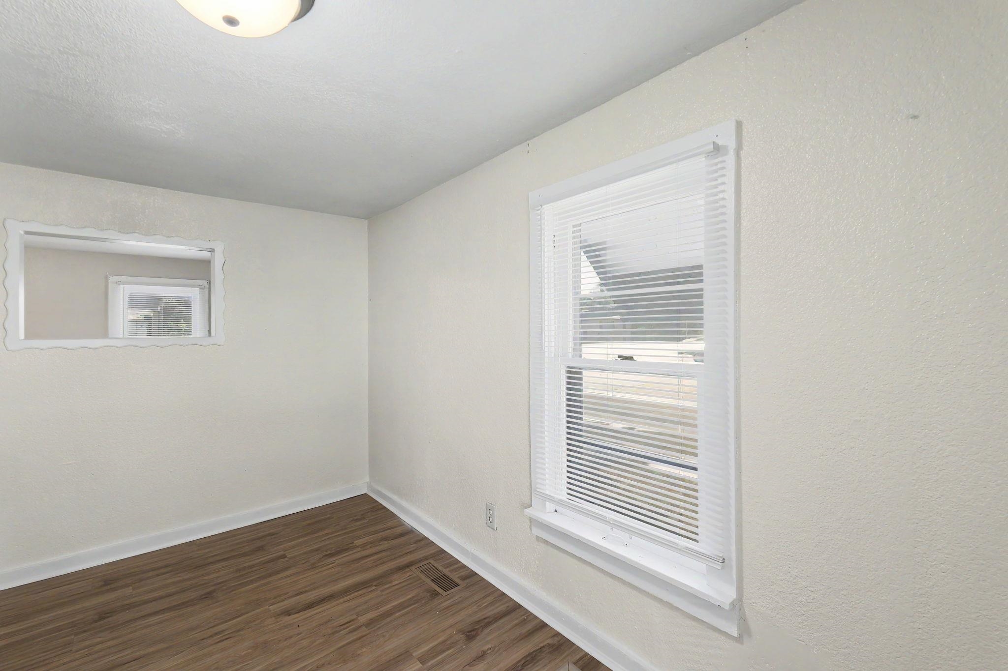 1312 S Meridian Ave Property Photo 12
