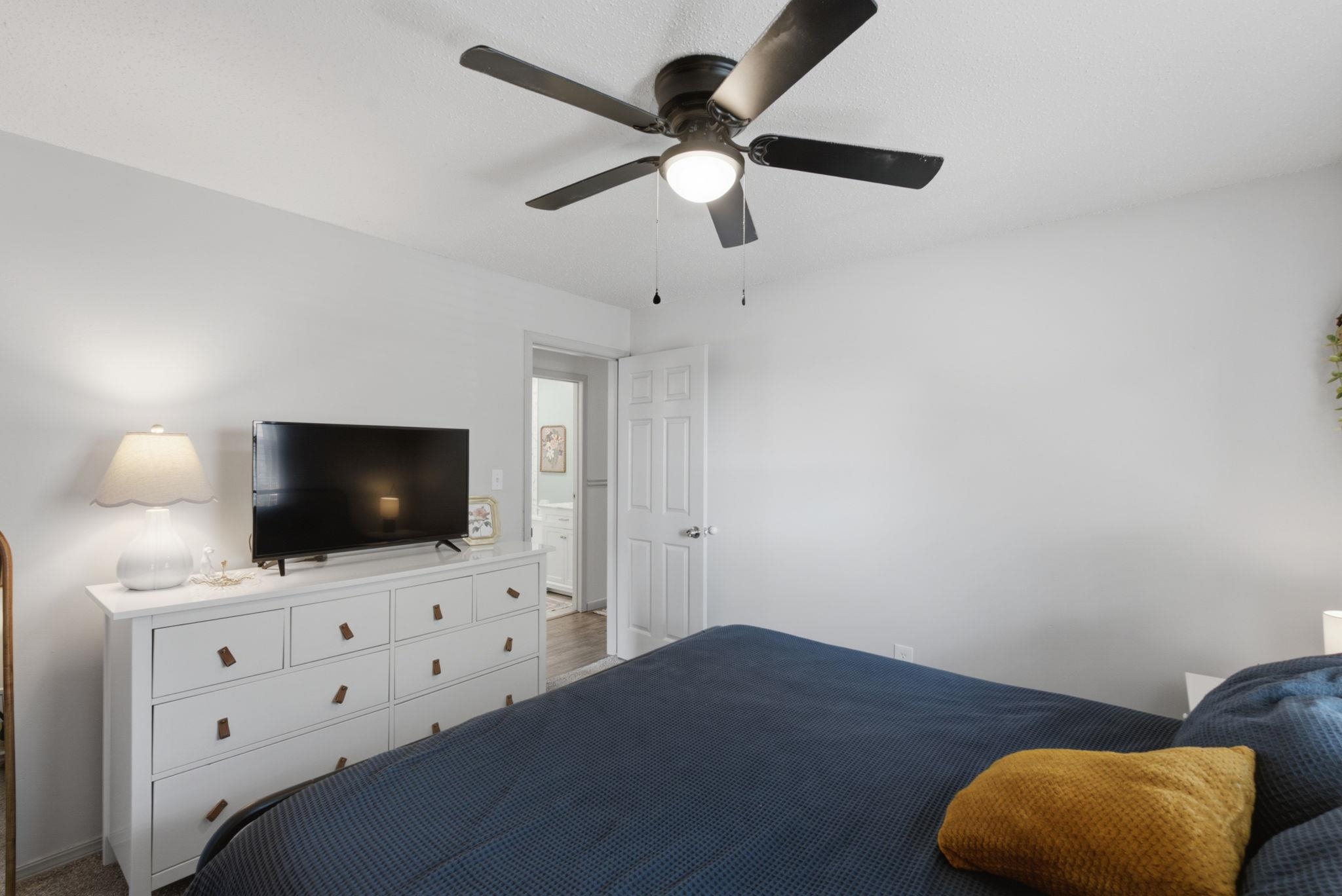 1425 Spencer St Property Photo 15
