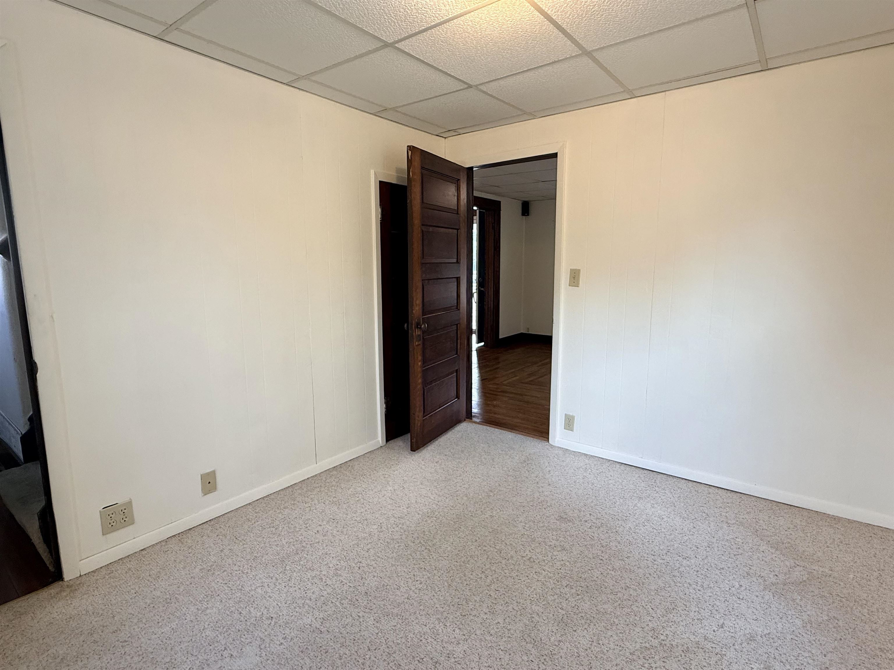 214 W Main Property Photo 8