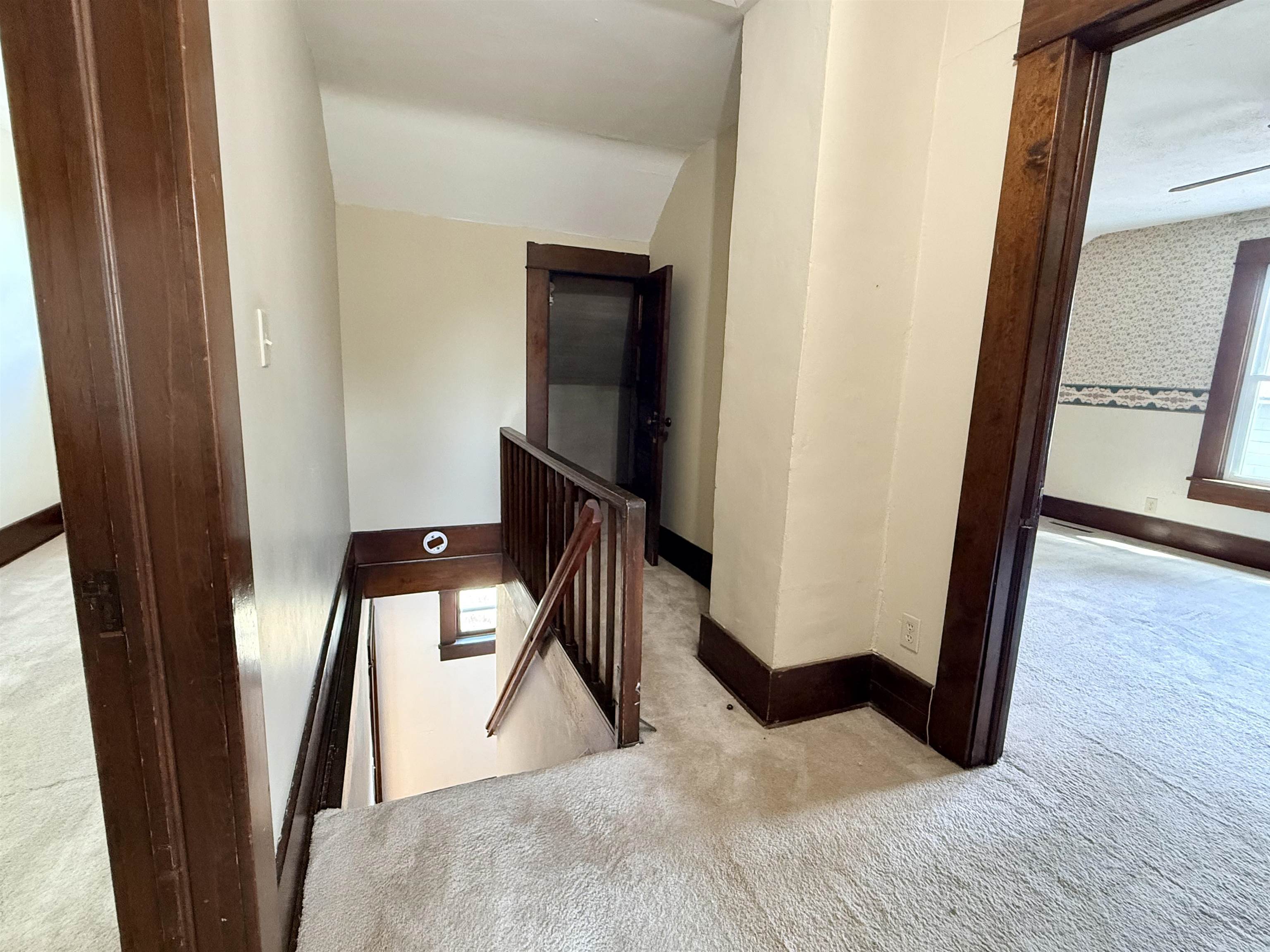 214 W Main Property Photo 14