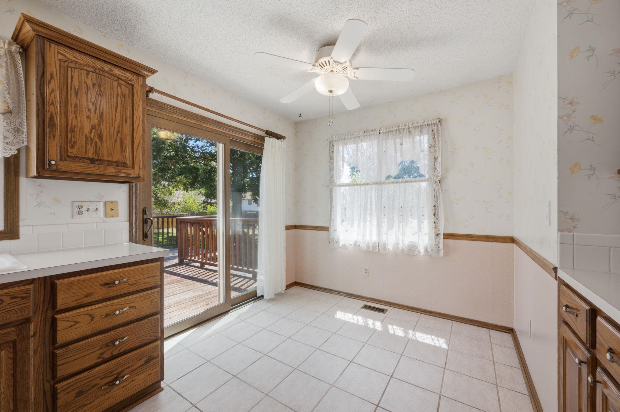 1304 N Jay Ct. Property Photo 9