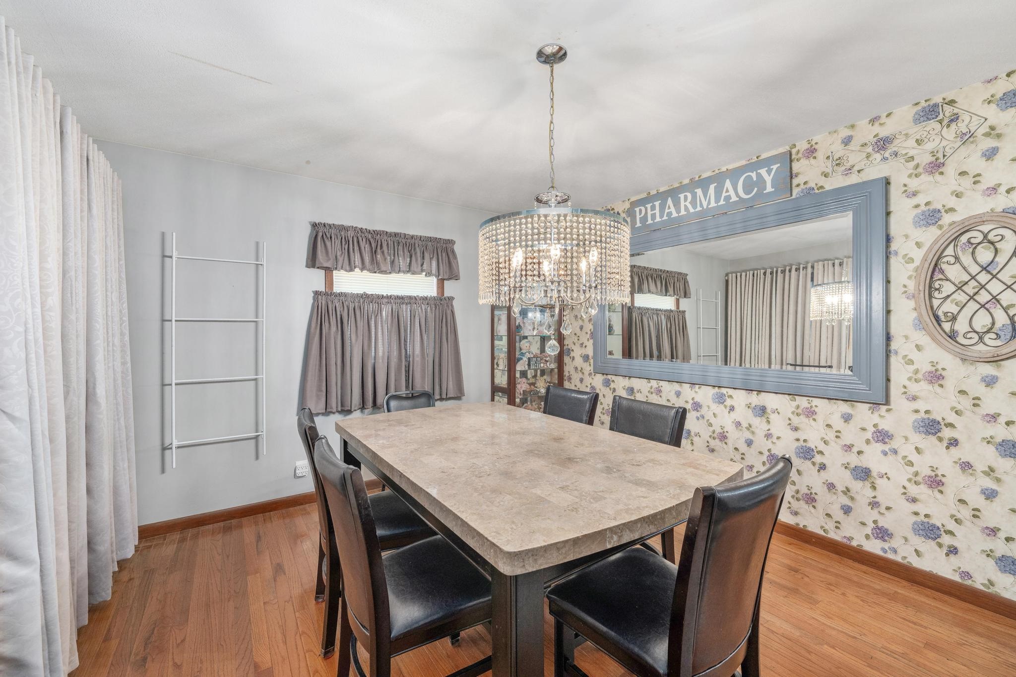 1709 N Amarado Property Photo 13
