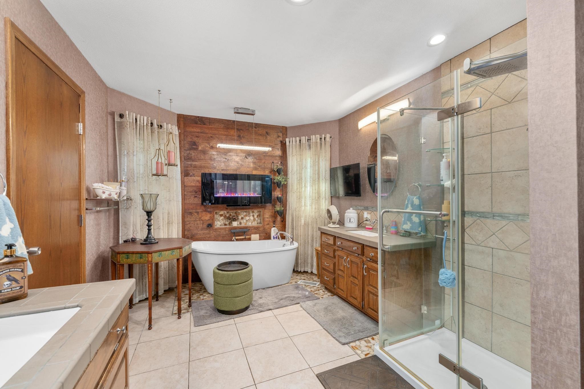 1709 N Amarado Property Photo 16