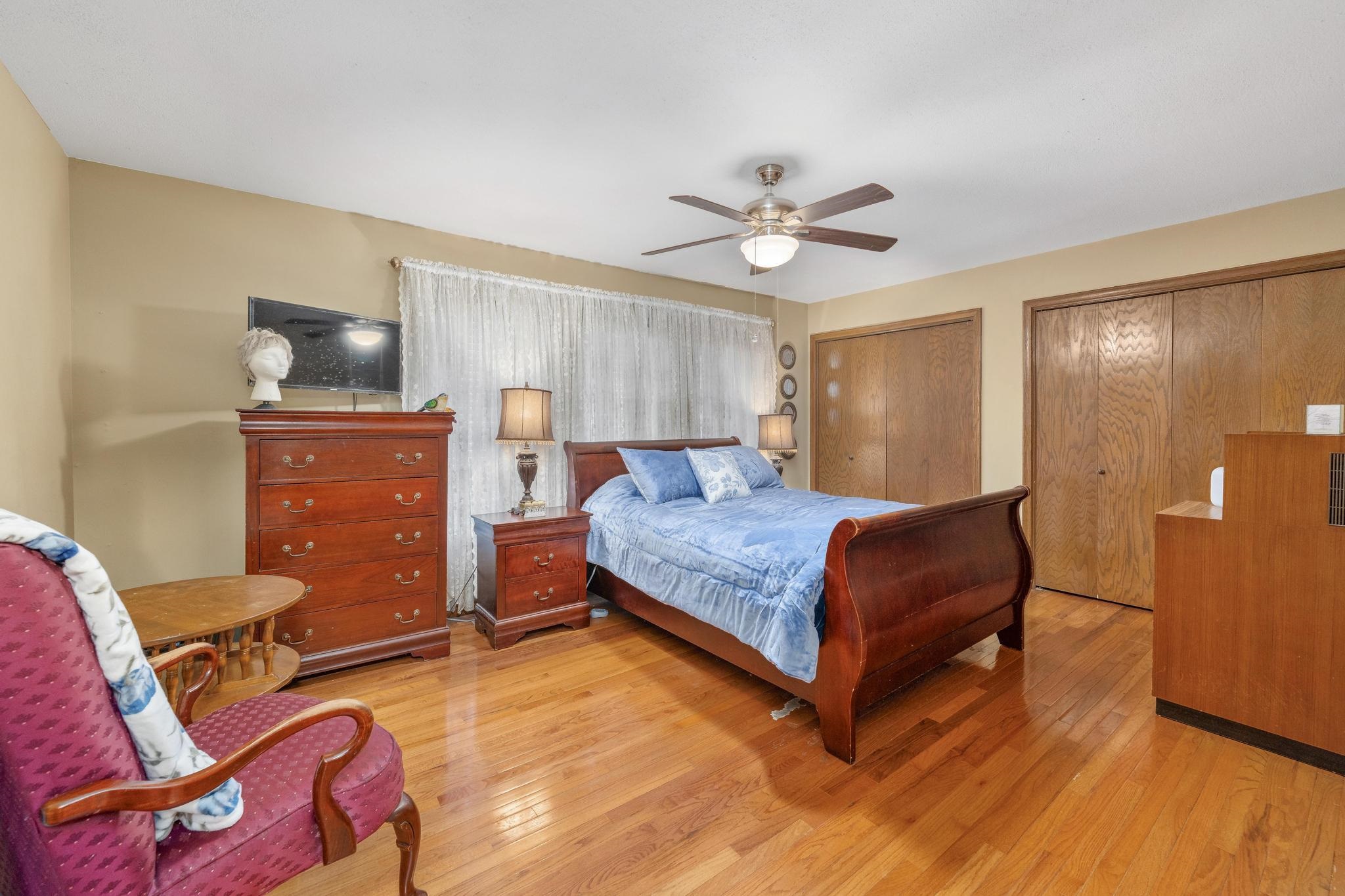 1709 N Amarado Property Photo 18
