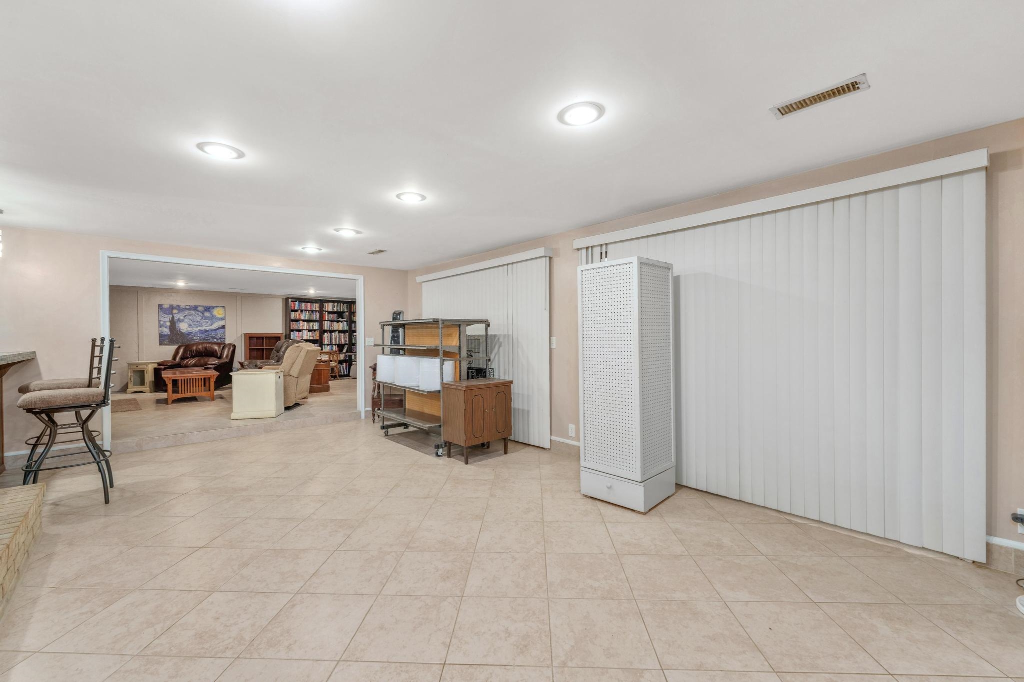 1709 N Amarado Property Photo 22