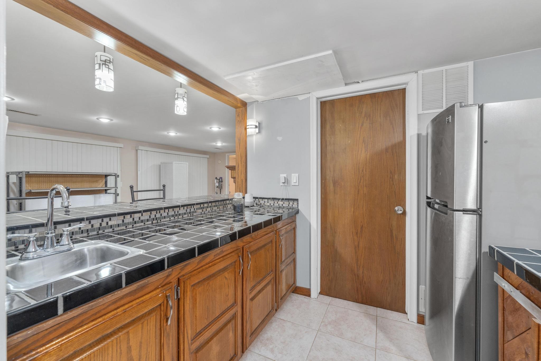 1709 N Amarado Property Photo 23