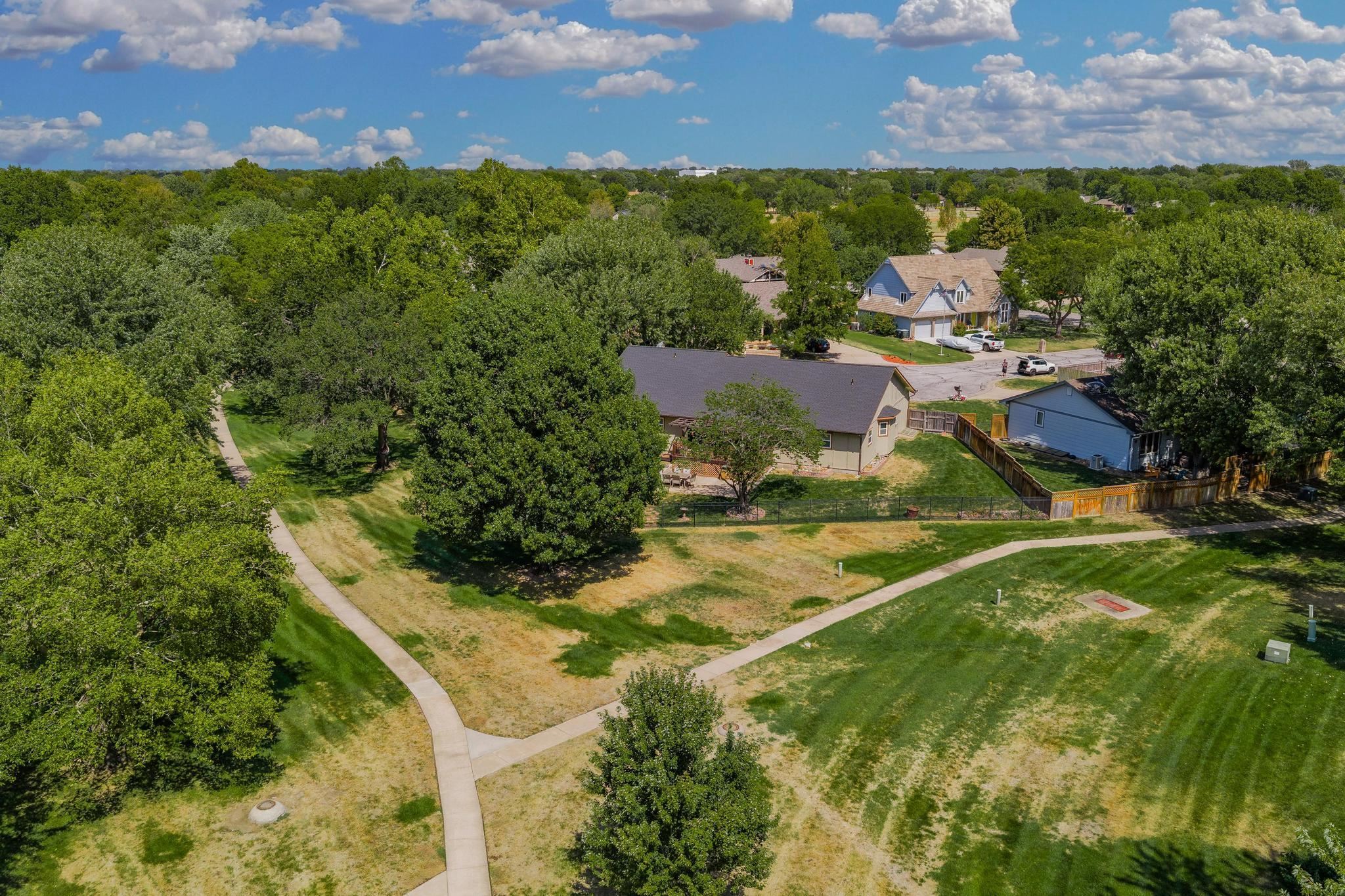 1709 N Amarado Property Photo 30