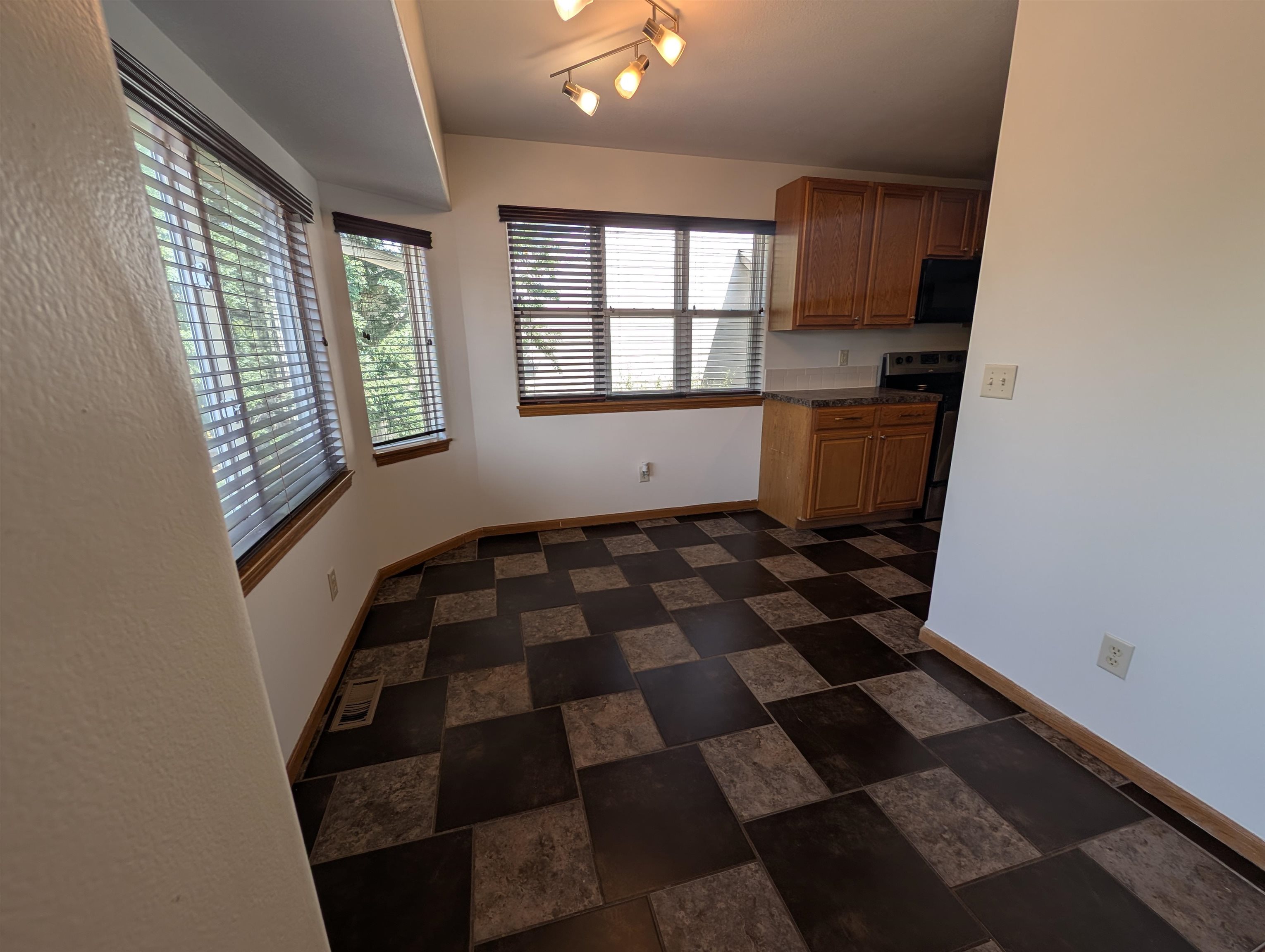 4602 E Willow Point Ct Property Photo 16