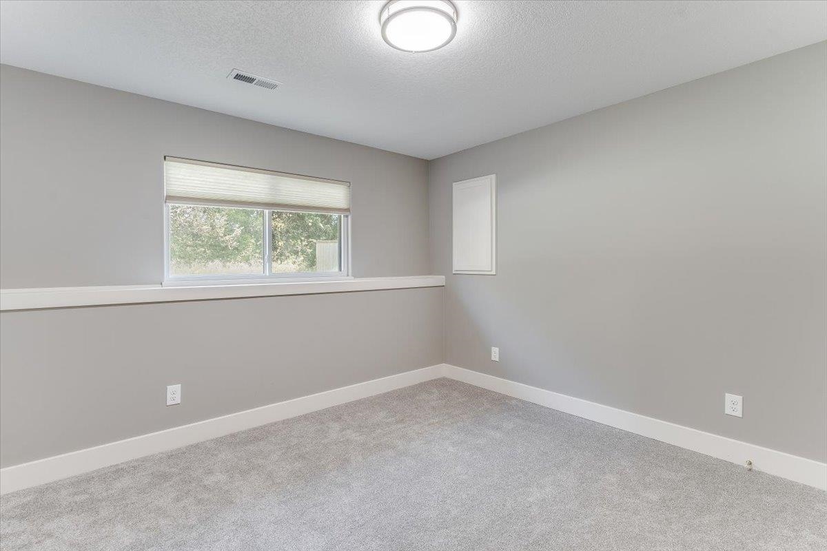 13529 E Rose St Property Photo 31