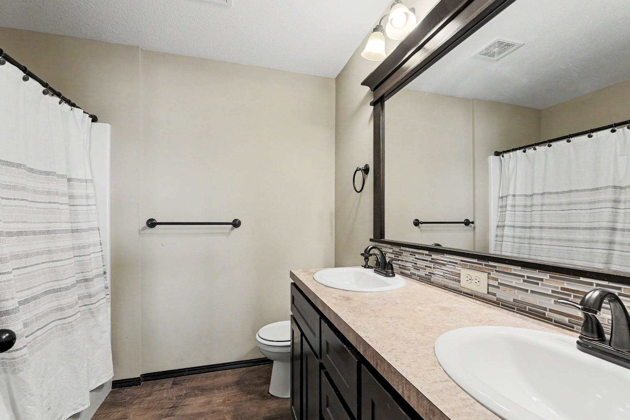 2106 S Wheatland St Property Photo 19