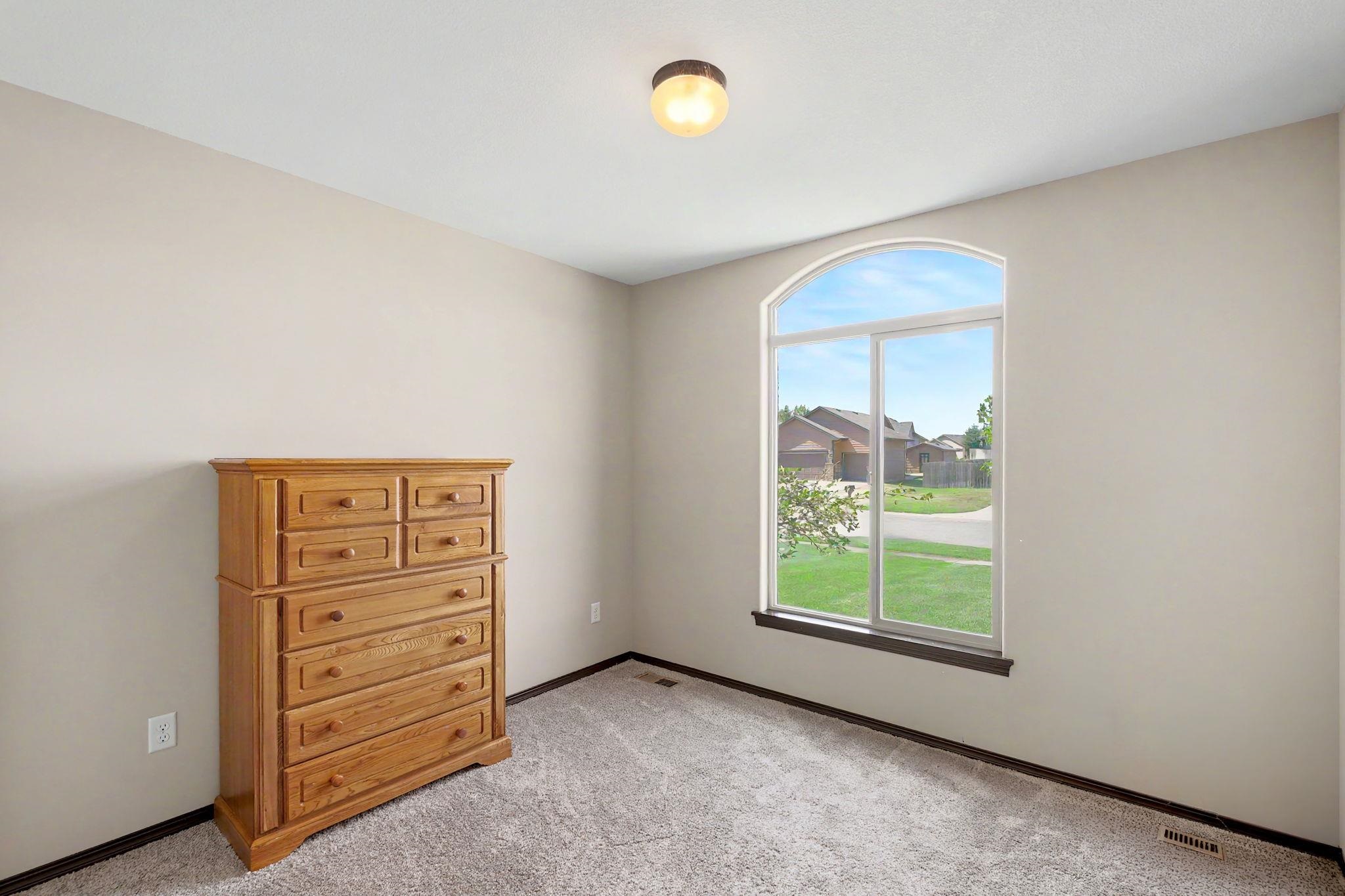 2106 S Wheatland St Property Photo 20