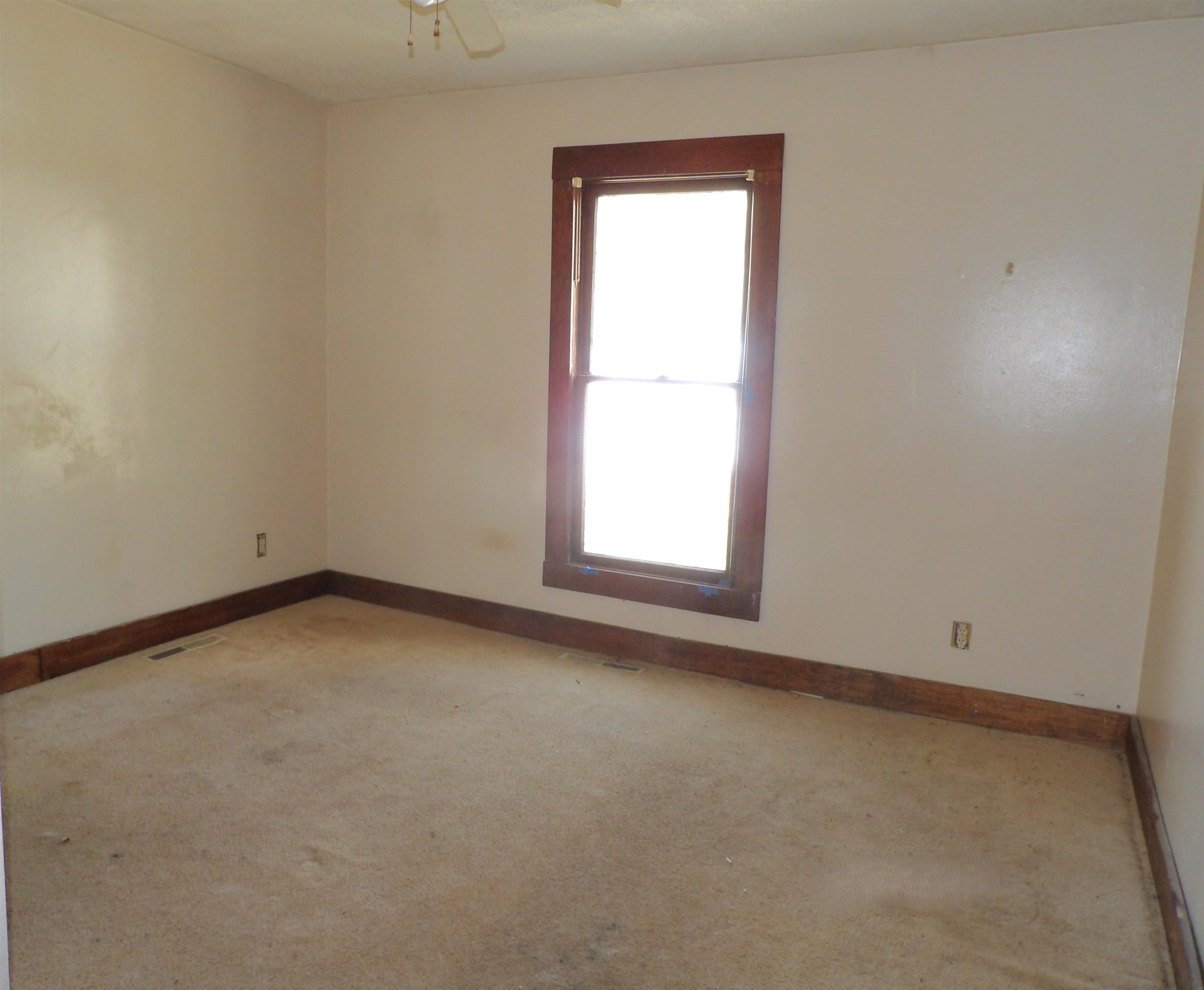 501 N Main St Property Photo 9