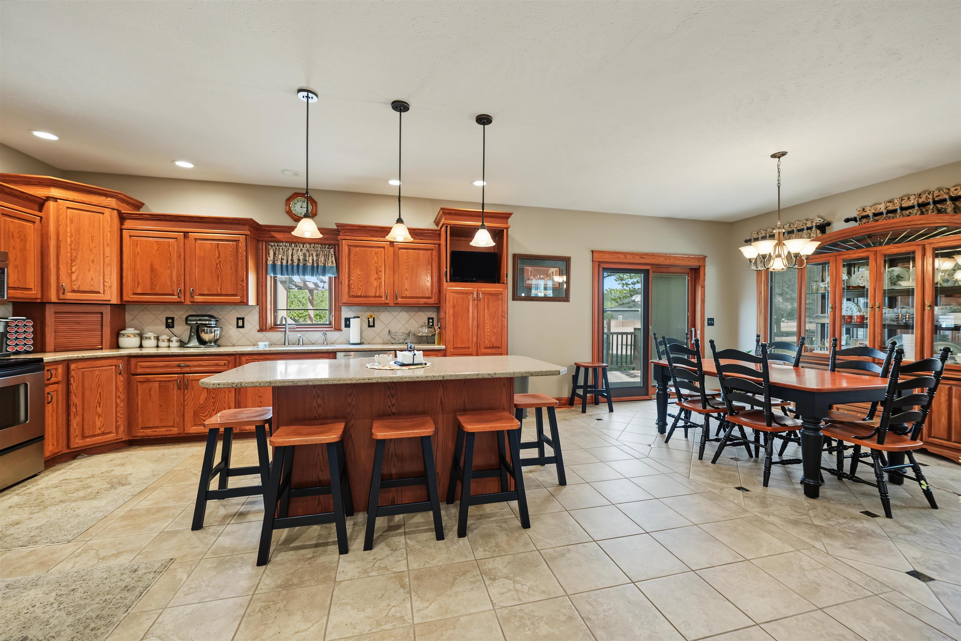 2535 Dundee Ln Property Photo 13