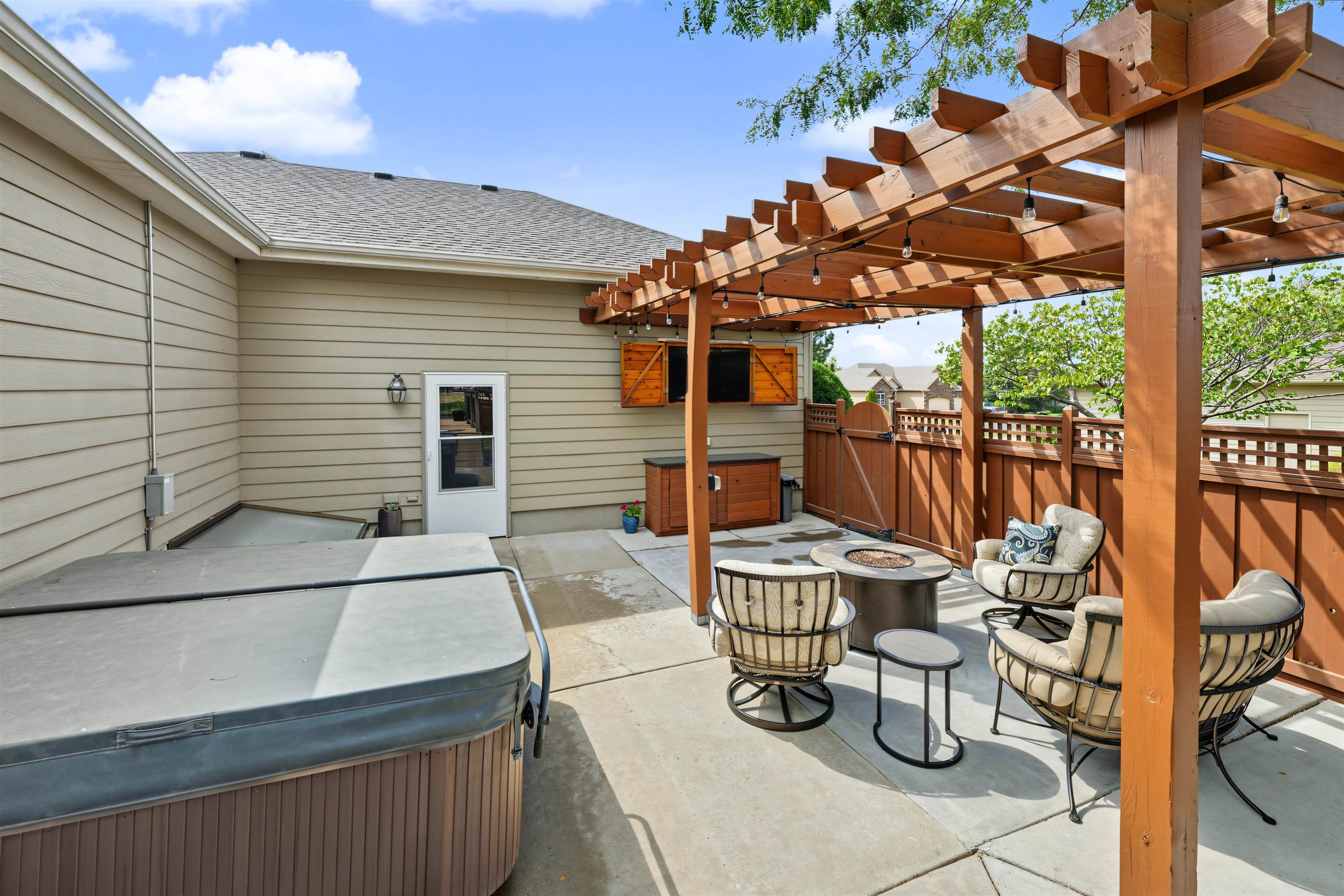 2535 Dundee Ln Property Photo 31