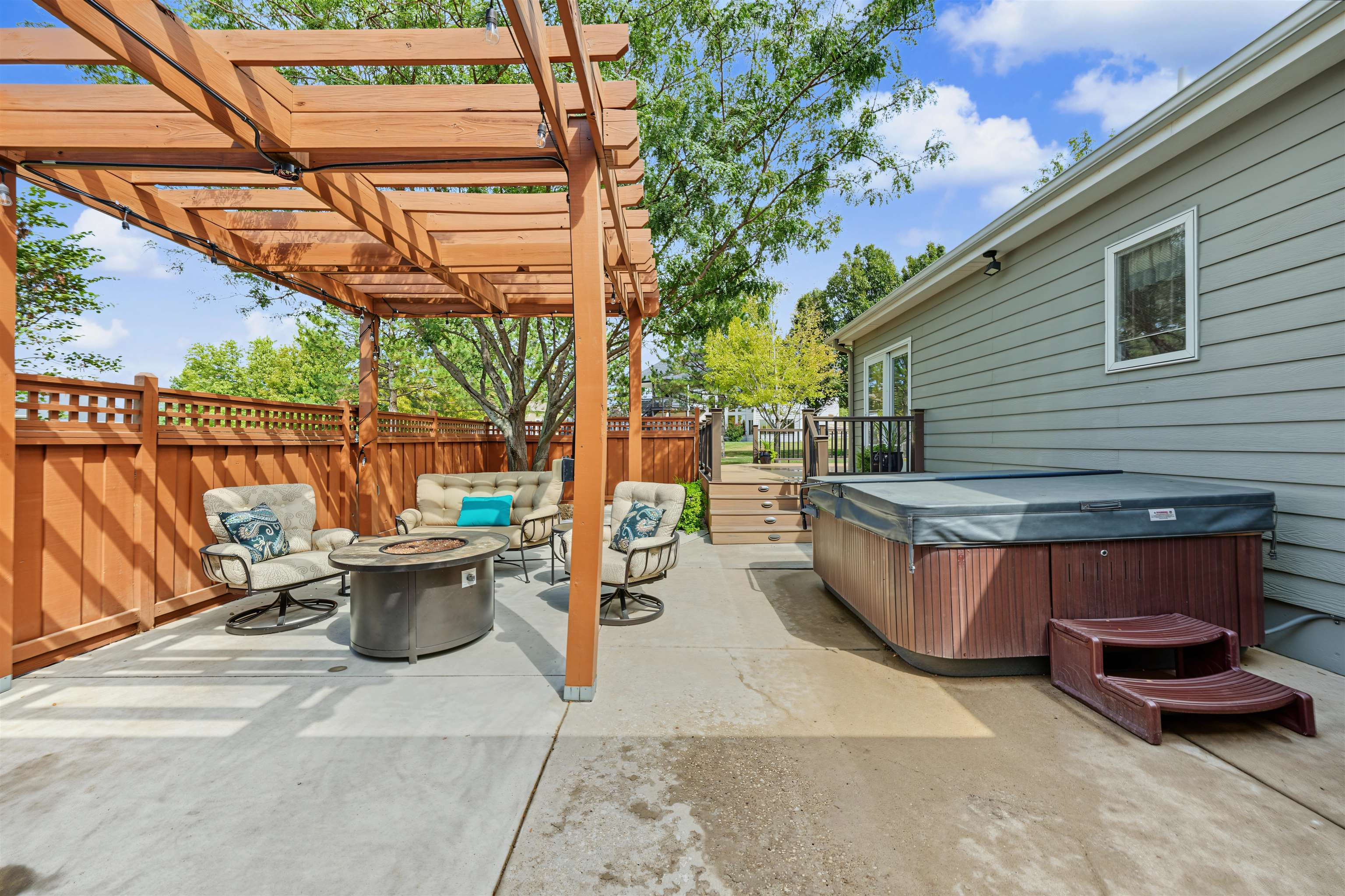 2535 Dundee Ln Property Photo 32