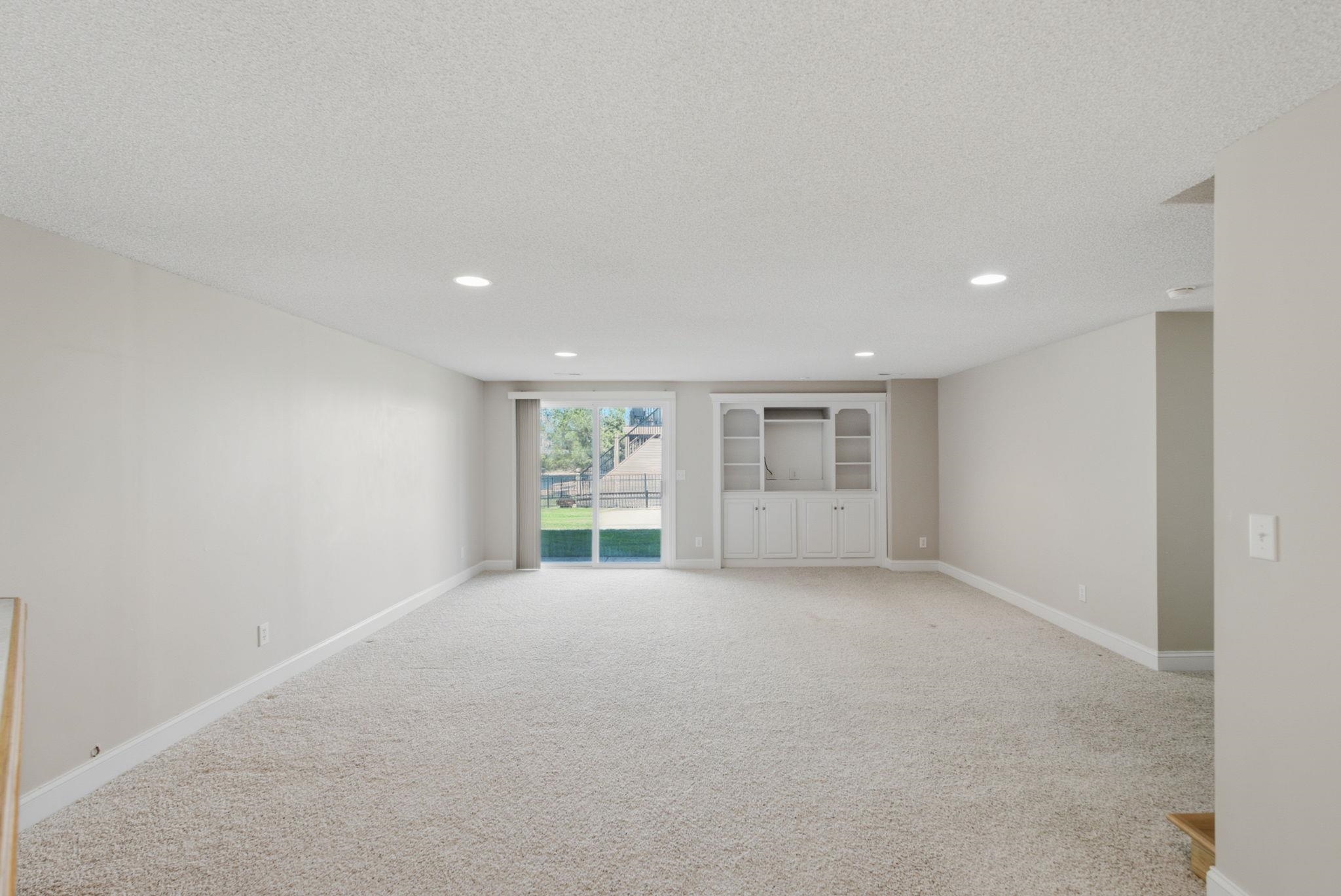 2339 N Lakeway Ct Property Photo 20