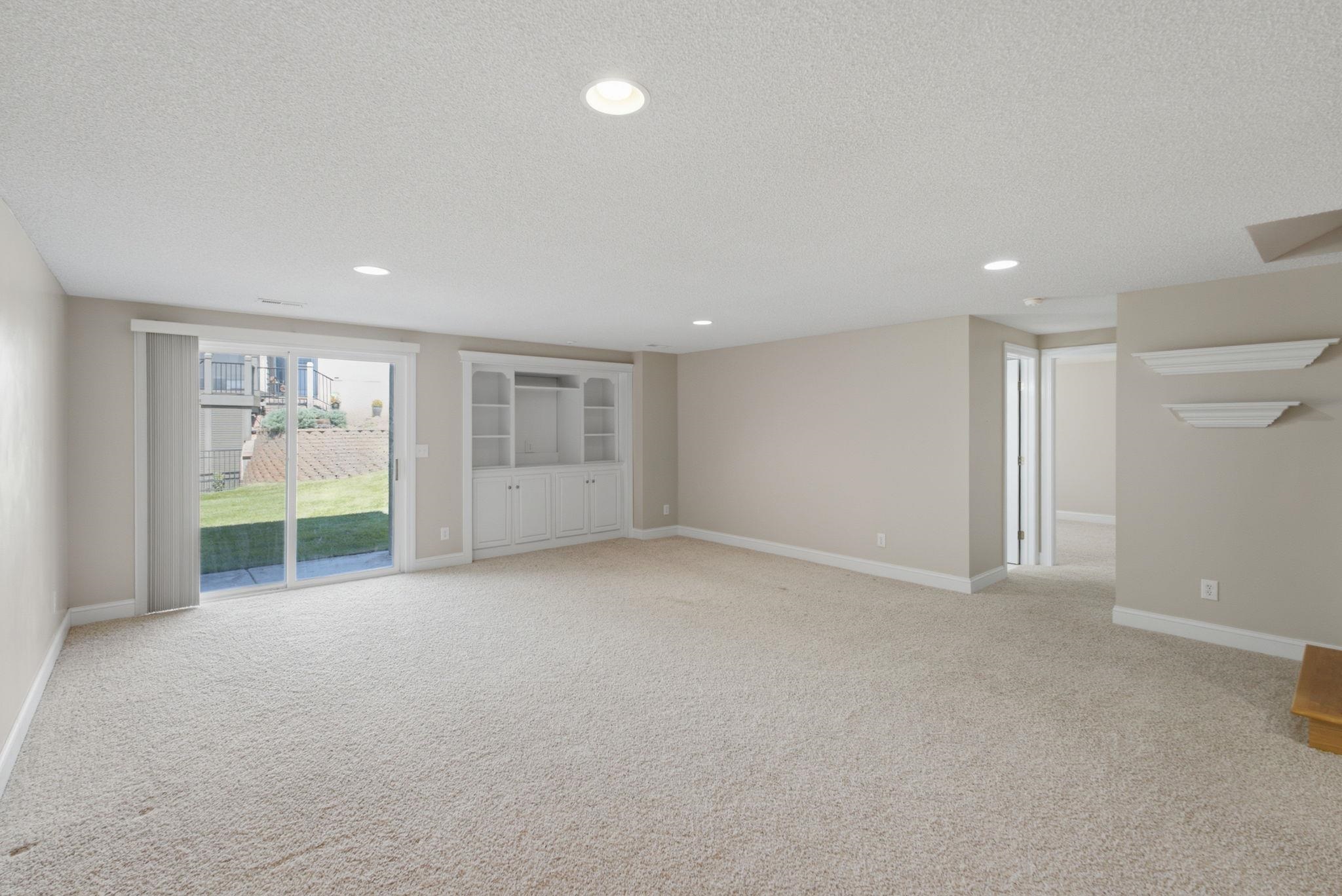 2339 N Lakeway Ct Property Photo 21