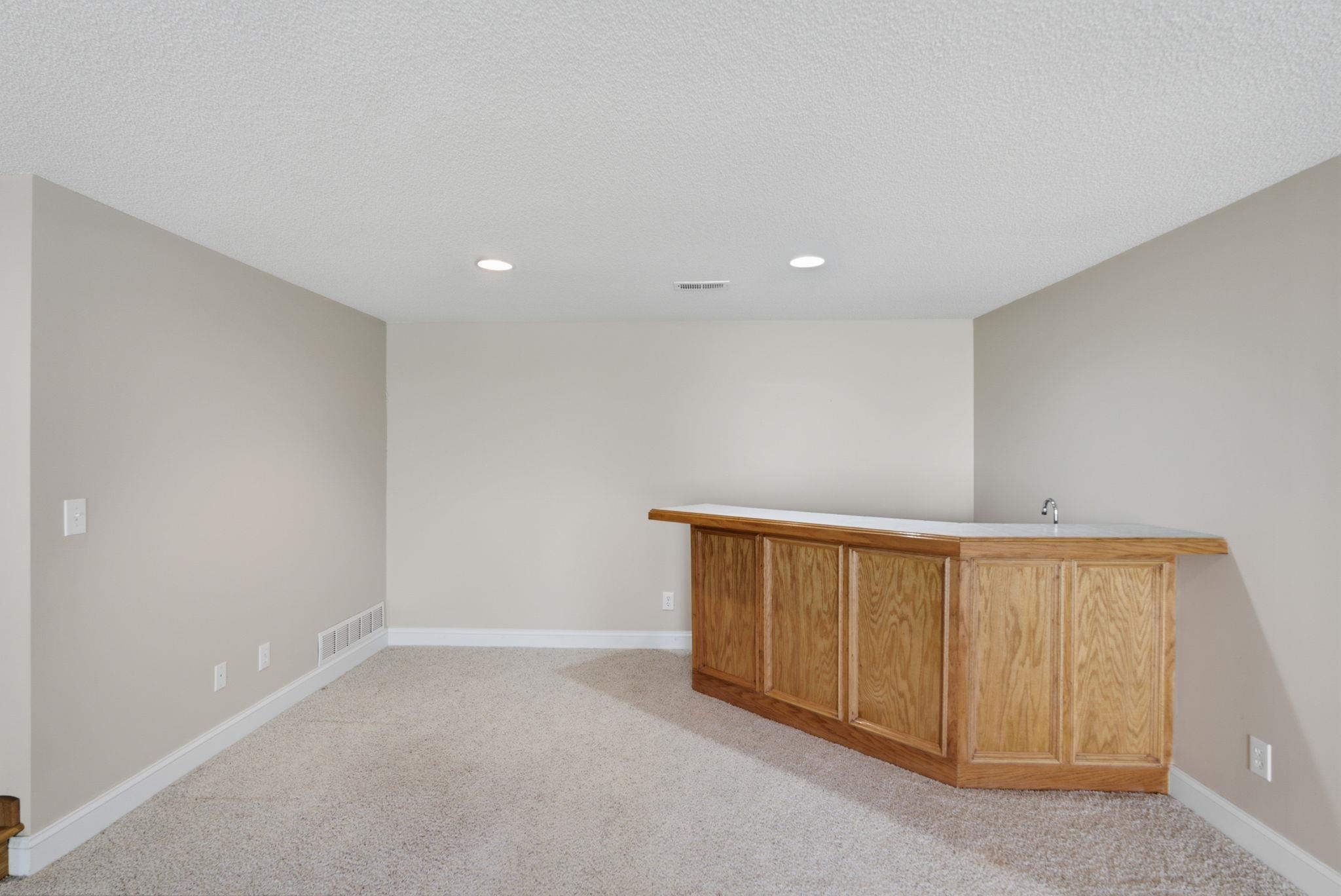 2339 N Lakeway Ct Property Photo 23
