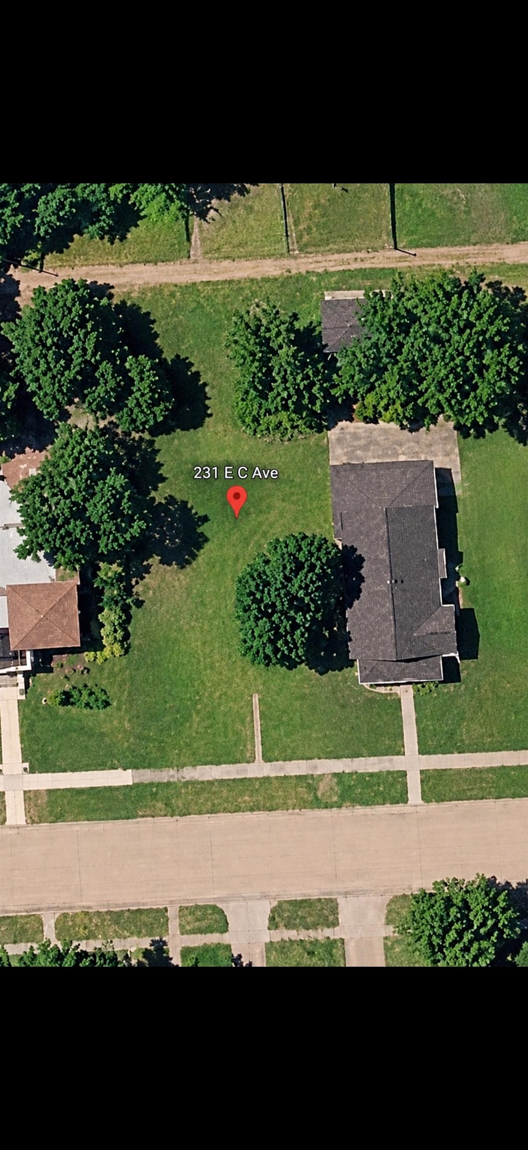 231 E C Avenue Property Photo 4