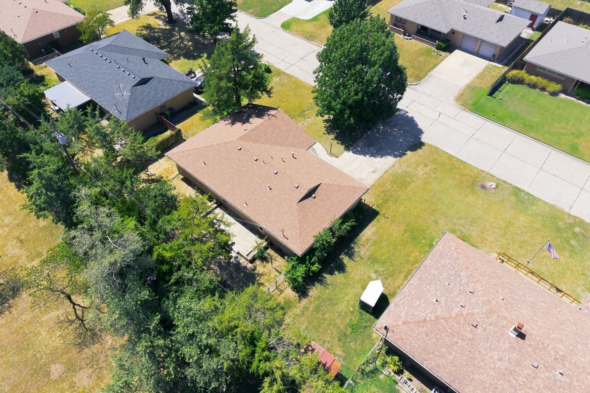 2114 S Chautauqua Property Photo 24