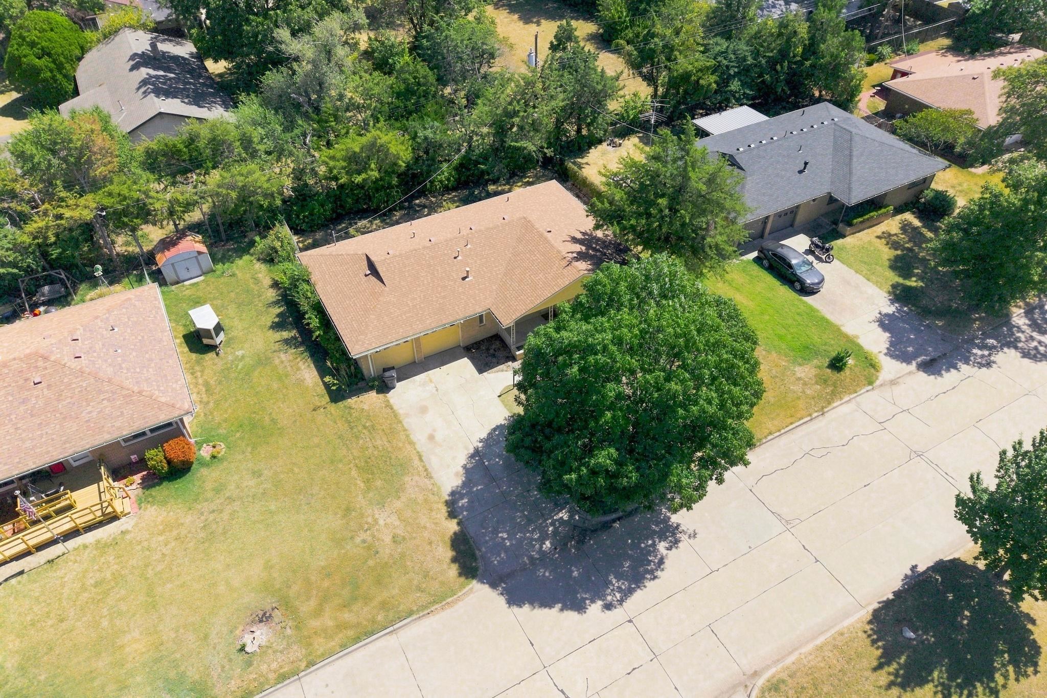 2114 S Chautauqua Property Photo 25