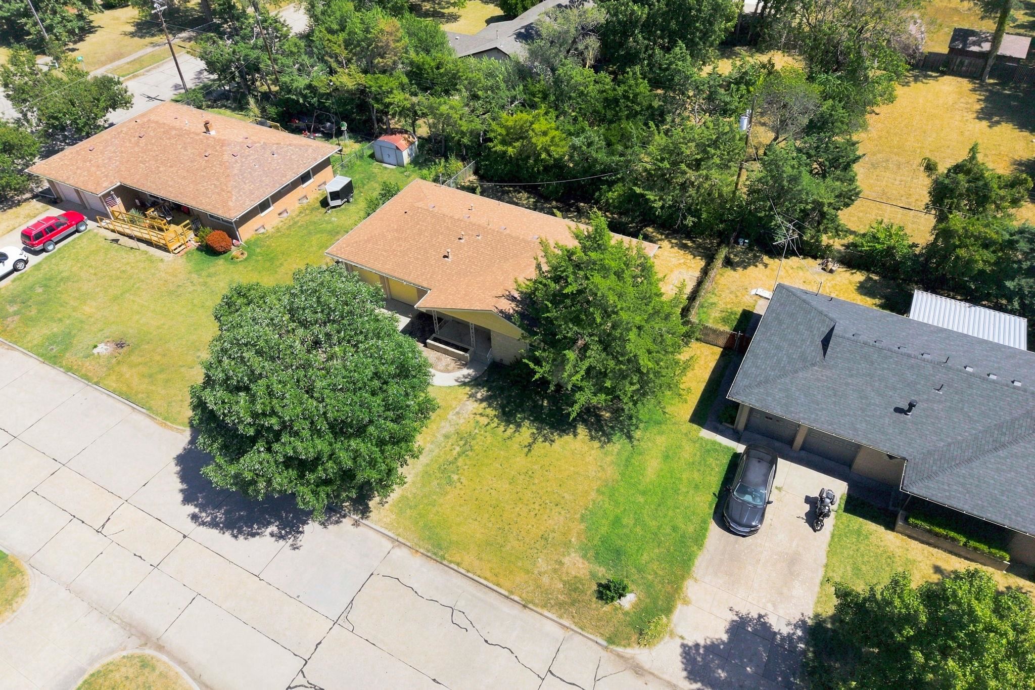 2114 S Chautauqua Property Photo 27