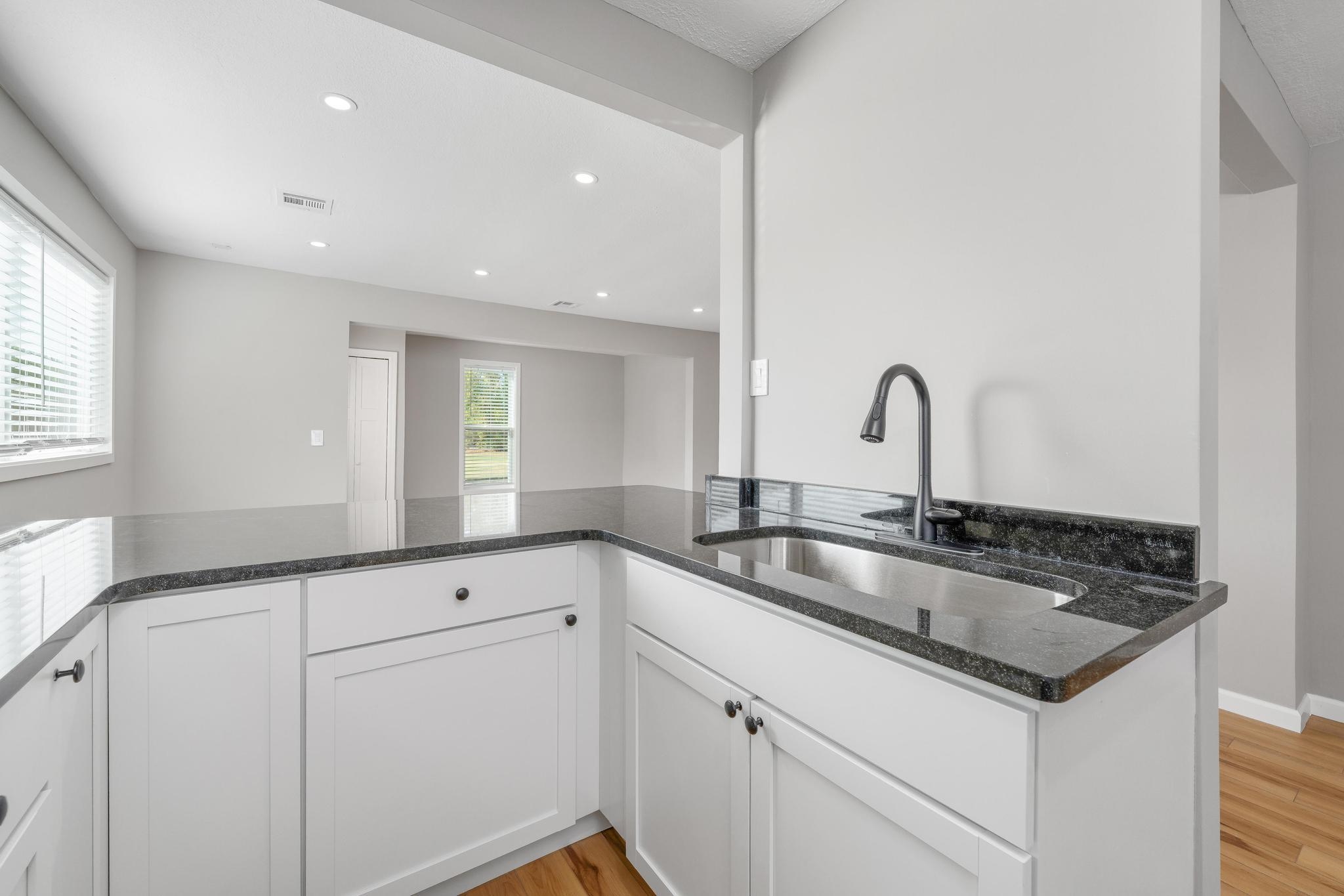 859 S Fountain Property Photo 17