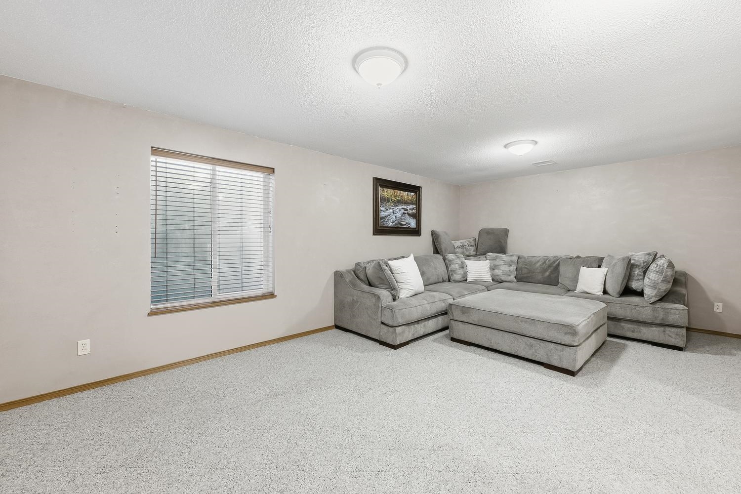 4 E 2nd Circle Property Photo 22