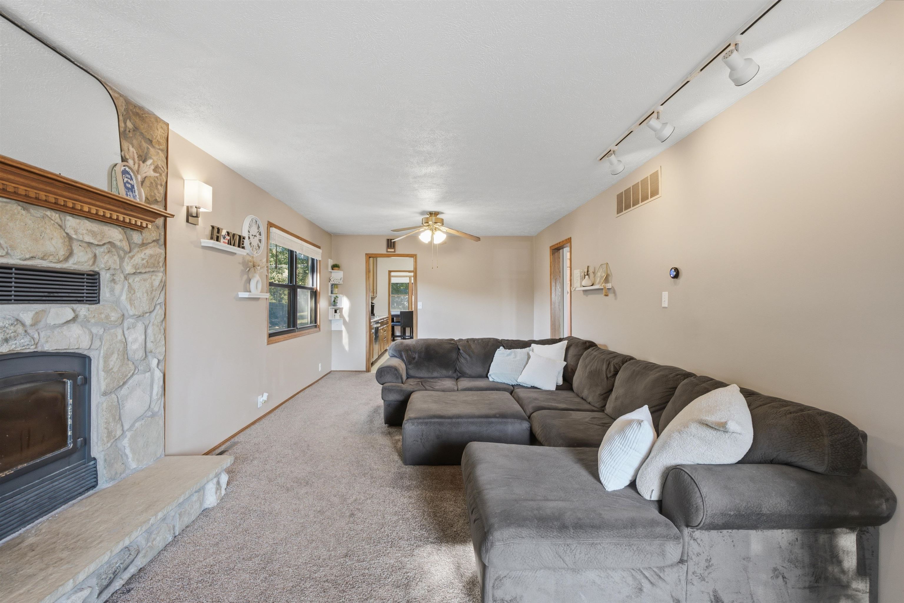 501 S Opal Property Photo 5