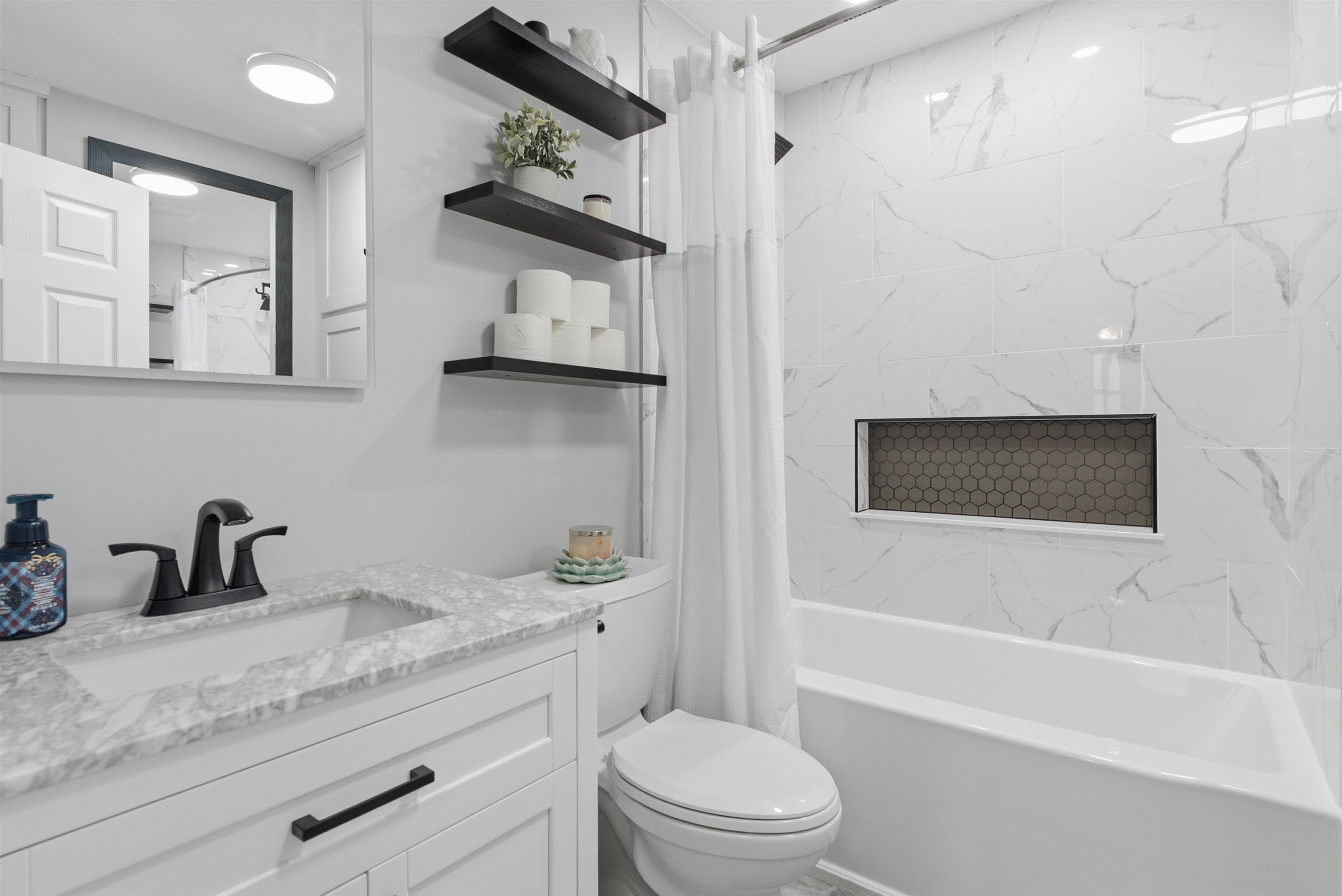 501 S Opal Property Photo 14