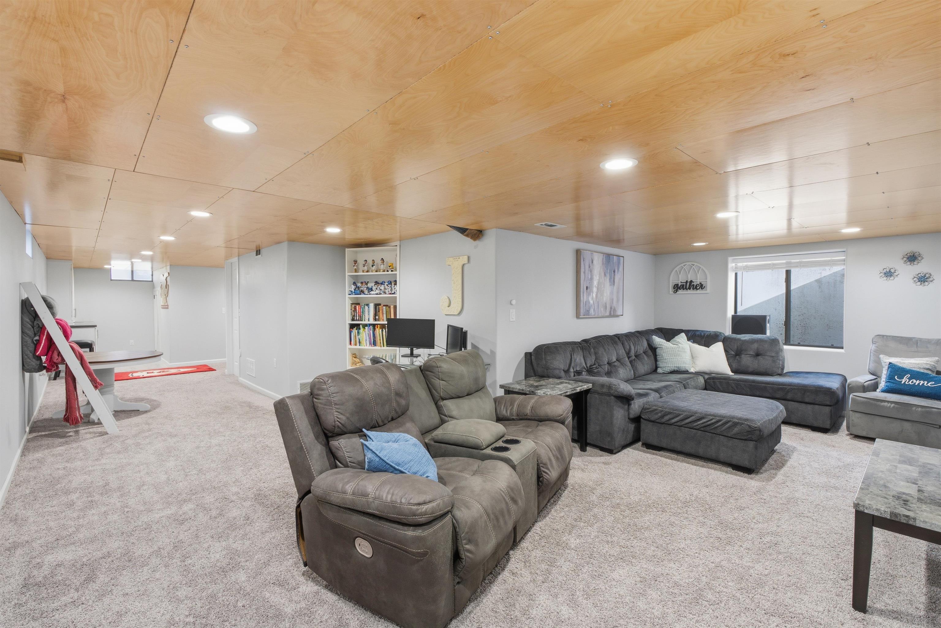 501 S Opal Property Photo 21