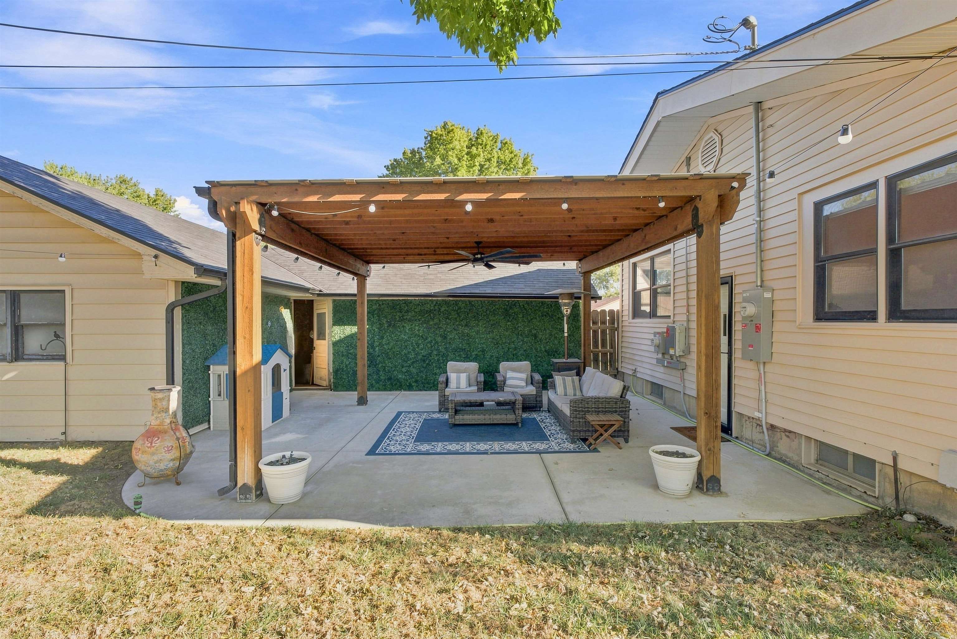 501 S Opal Property Photo 28