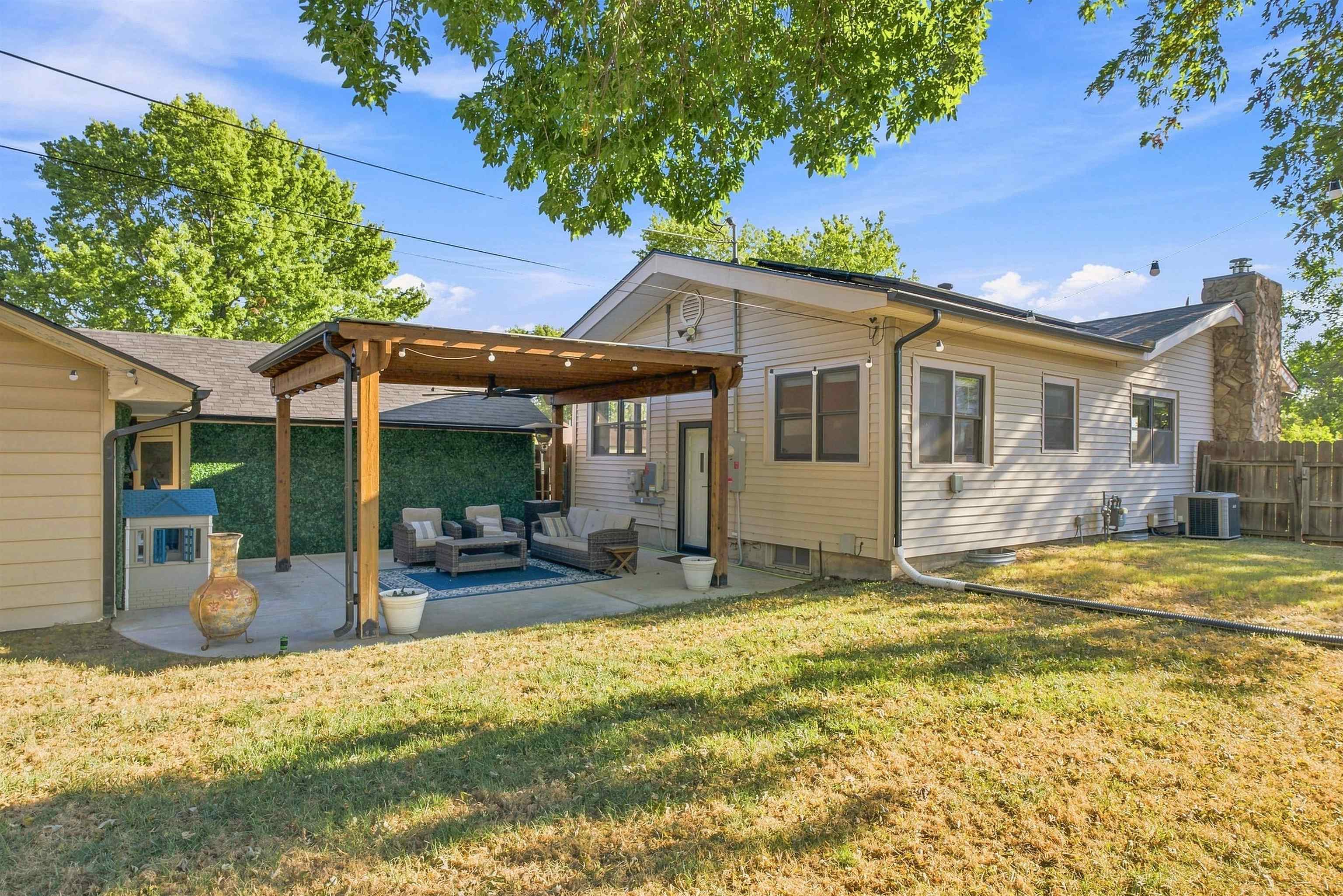 501 S Opal Property Photo 29