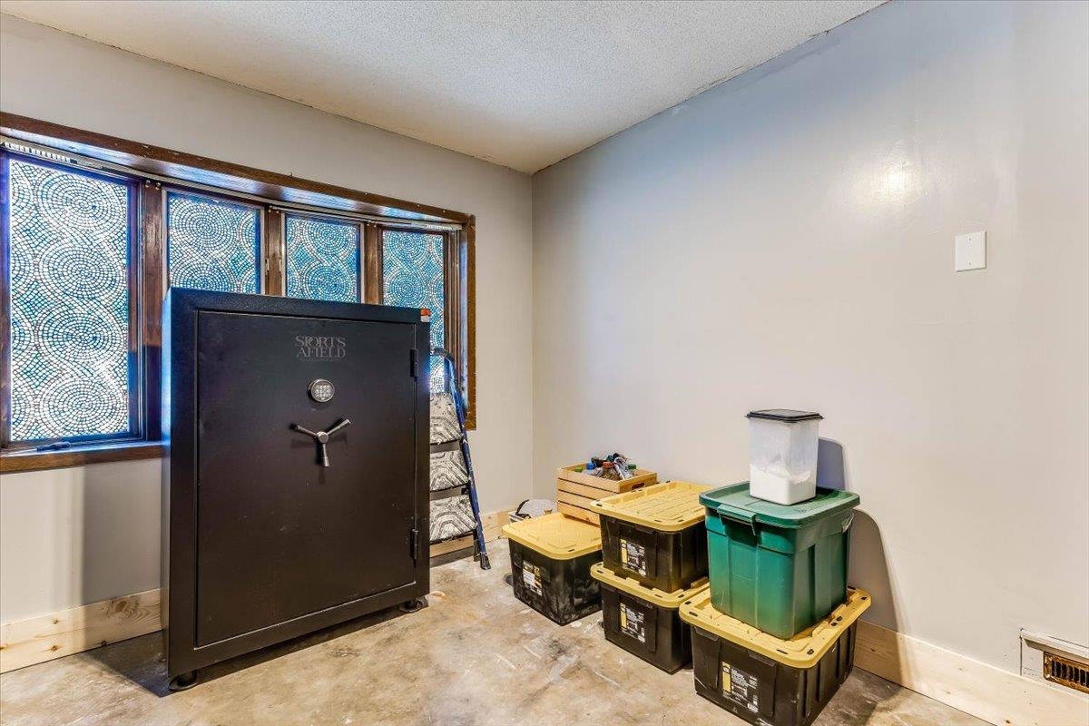 203 Martha Ave Property Photo 20