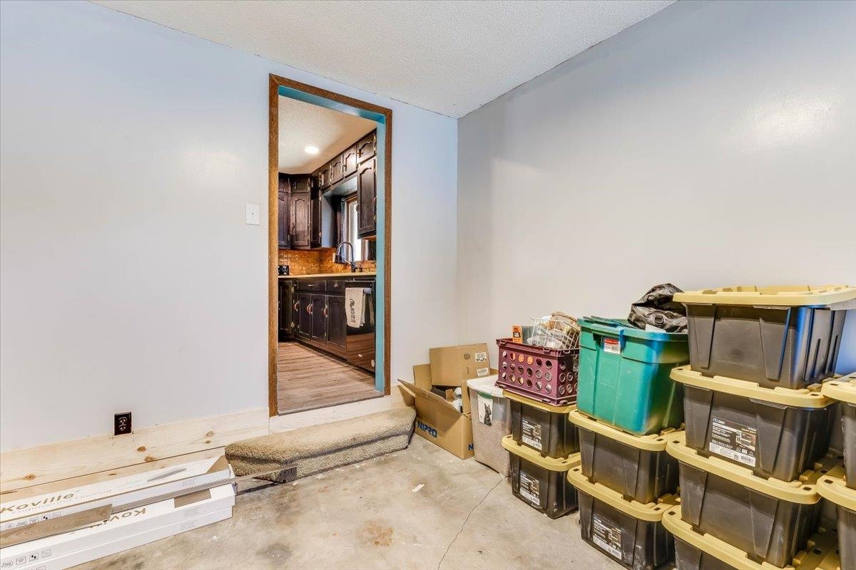 203 Martha Ave Property Photo 21