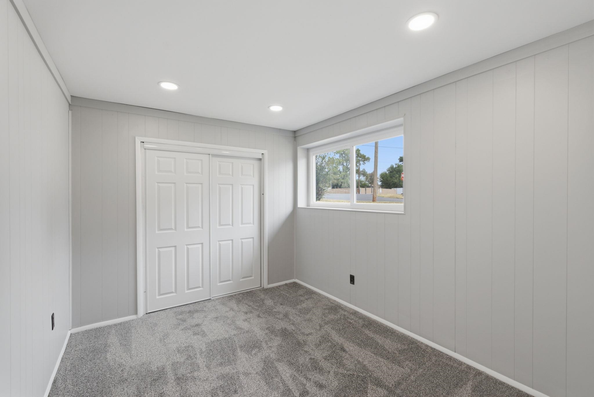 4565 N Hillcrest Property Photo 27
