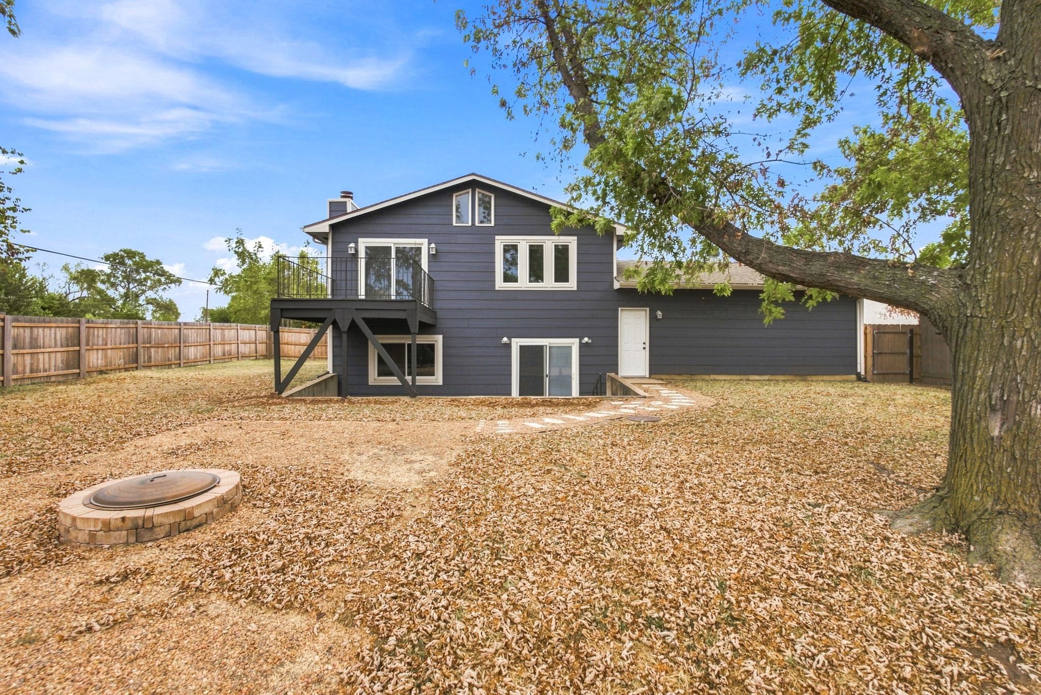 4565 N Hillcrest Property Photo 31