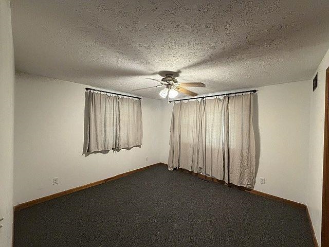 309 N Stark St Property Photo 12