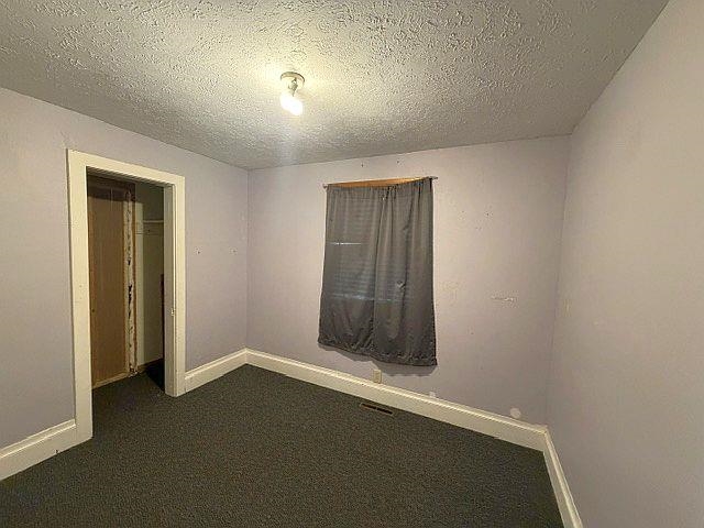 309 N Stark St Property Photo 14