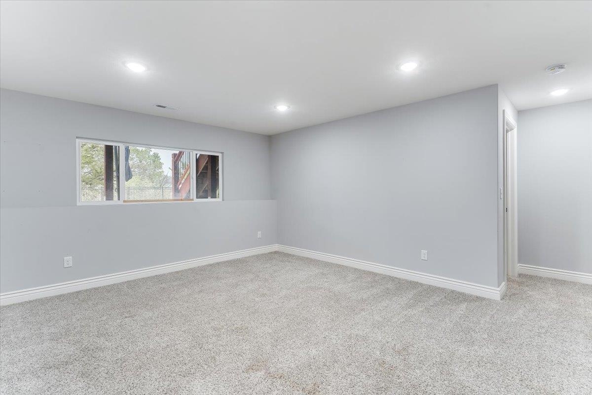 3508 S Lori Property Photo 23