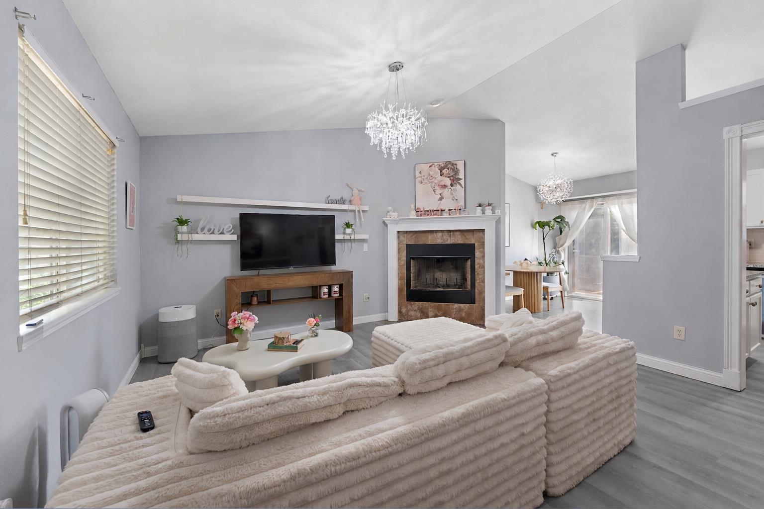 13715 W Autumn Ridge St Property Photo 4