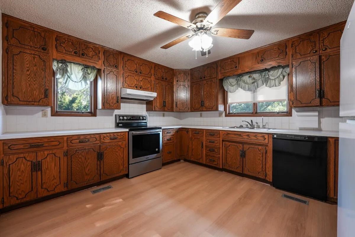 15592 Nw 60th Property Photo 10