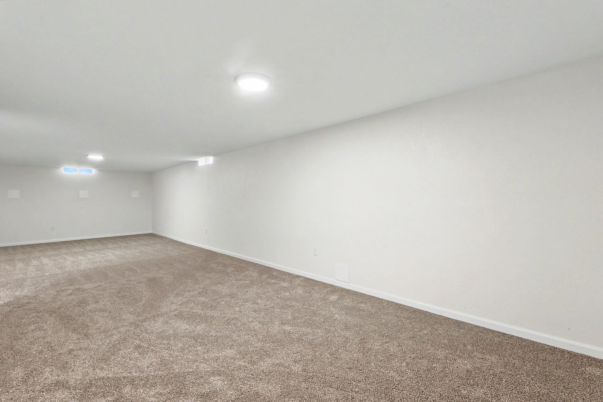 11310 W Macarthur Ave Property Photo 23
