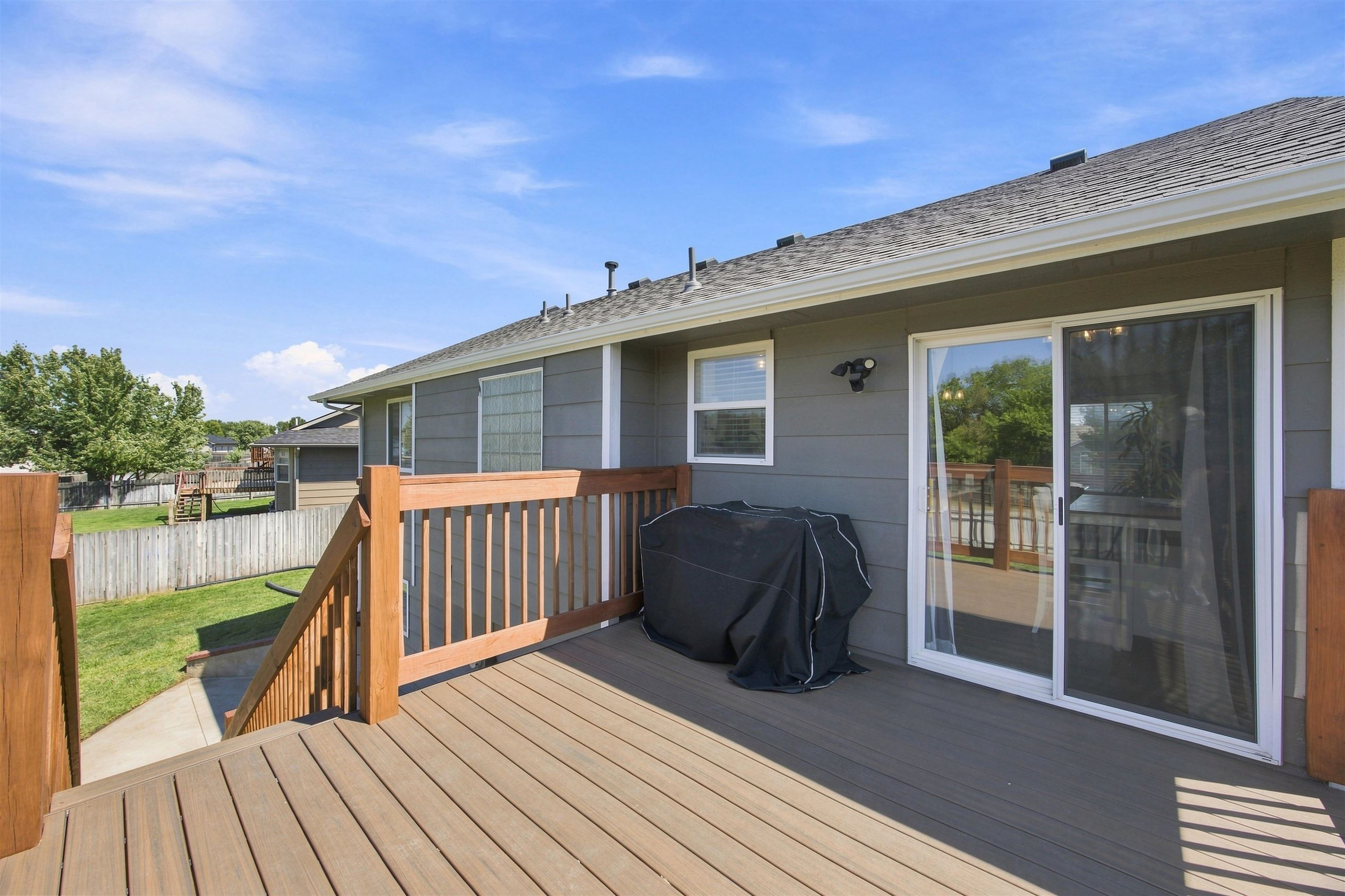 1041 N Meadow Rd Property Photo 29
