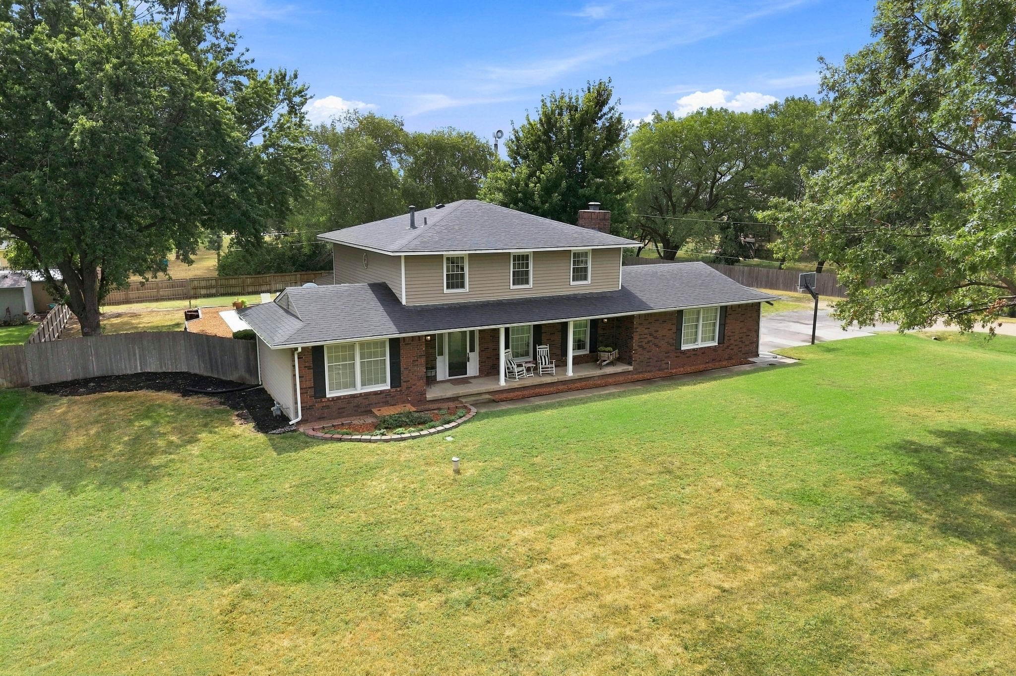 14321 W Taft Property Photo 3