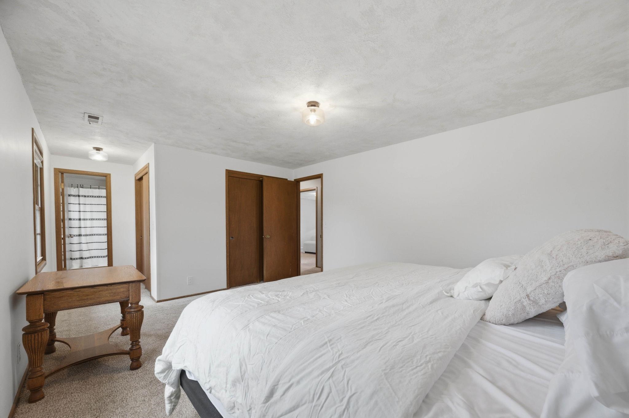 14321 W Taft Property Photo 24