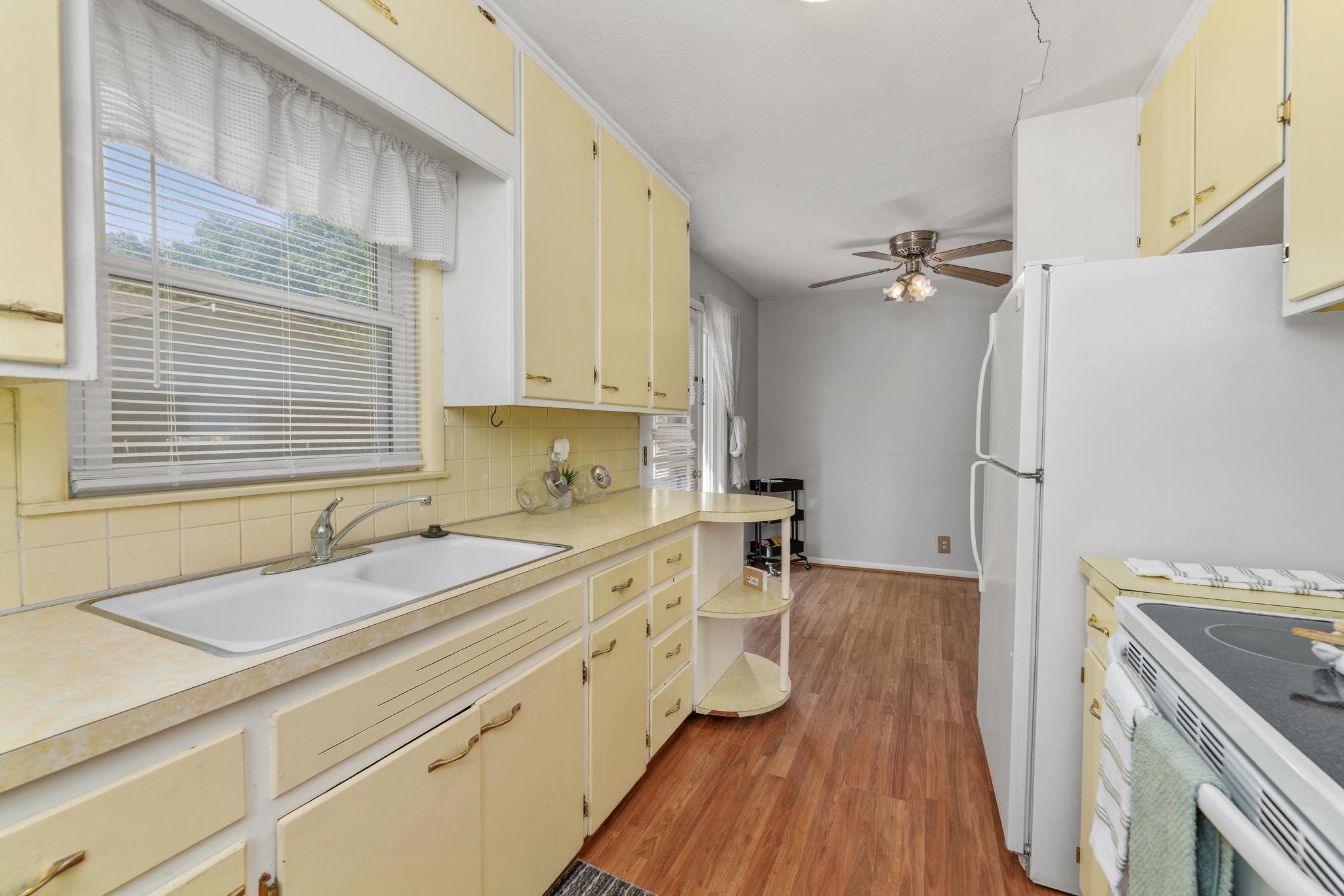 7417 E Lincoln Property Photo 11